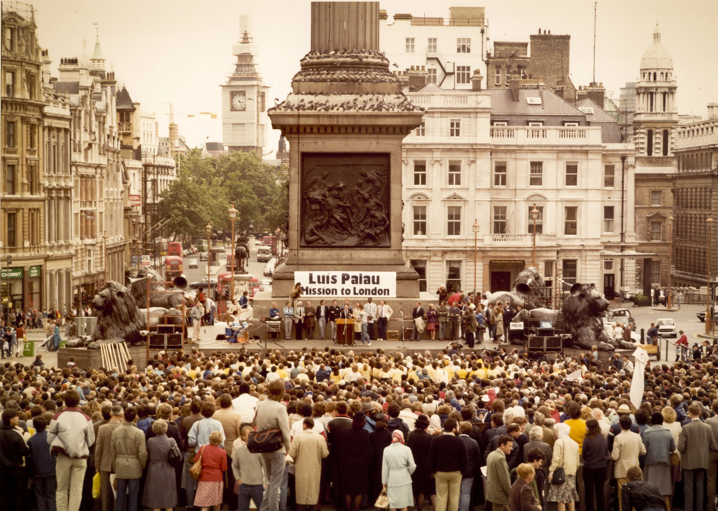 london-1983_12622862985_o.jpg