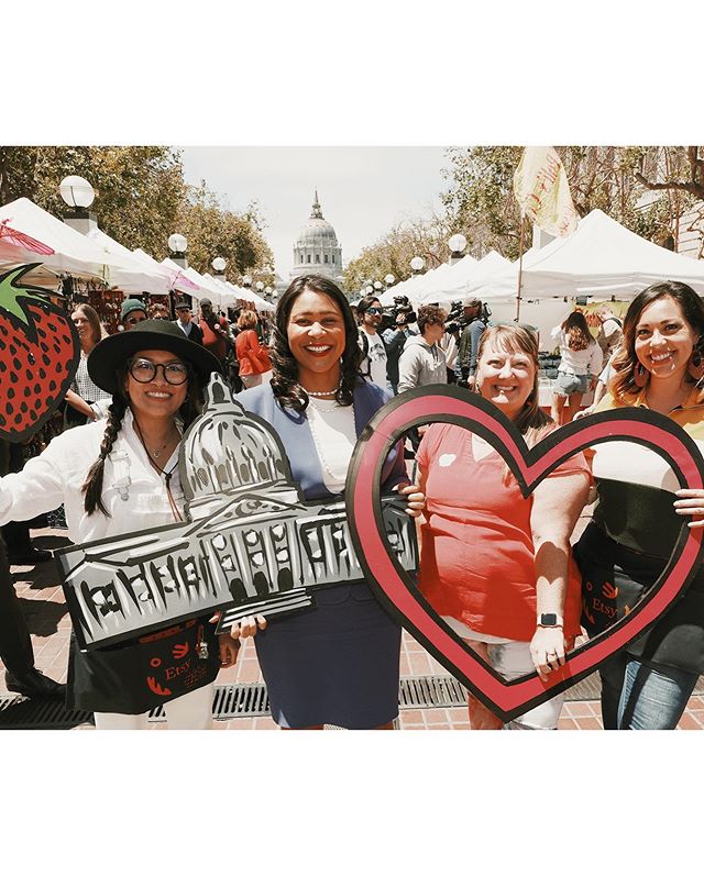 💫 Milestone achieved today 🤩Thank you to Mayor @londonbreed,  @sfetsy, @civiccentercommons &amp; @square and everyone who came out to support our local community of farmers and markers today. My heart is full 🧡🌁
.
.
.
#UNPlaza #mayorlondonbreed #