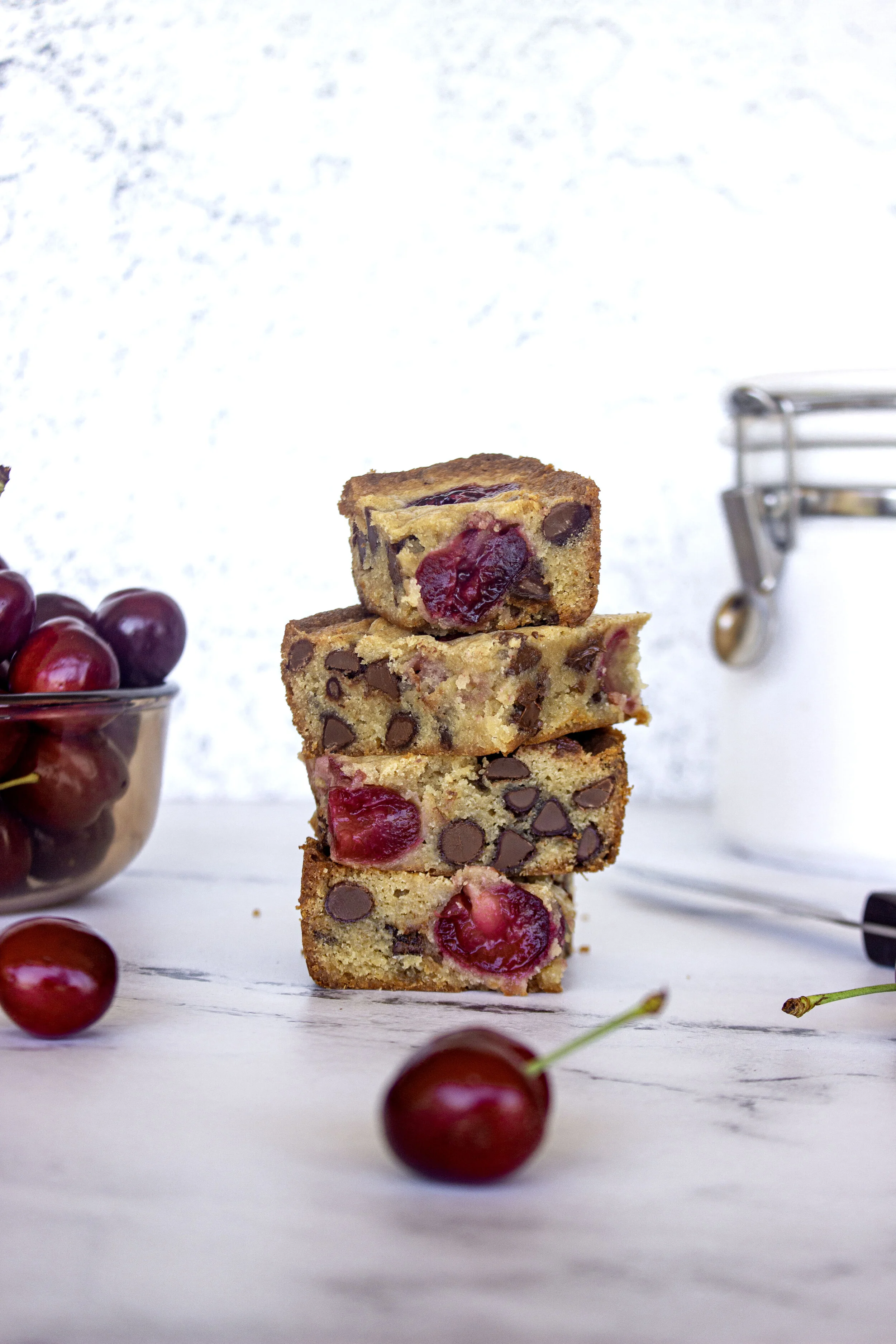 Fresh Cherry Blondies
