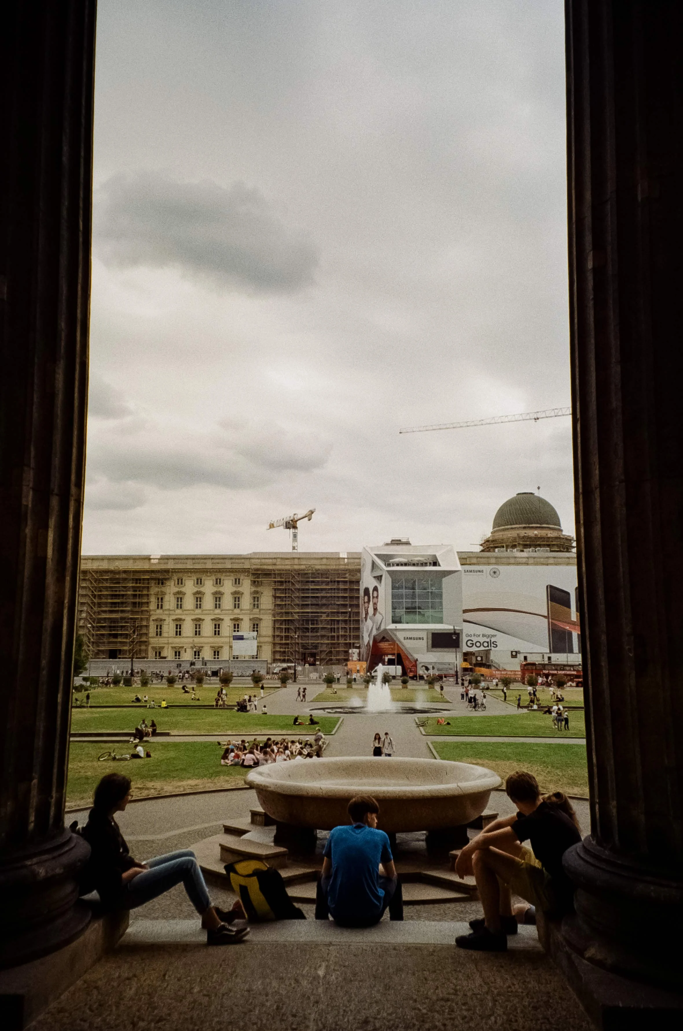 london-gallery.jpg