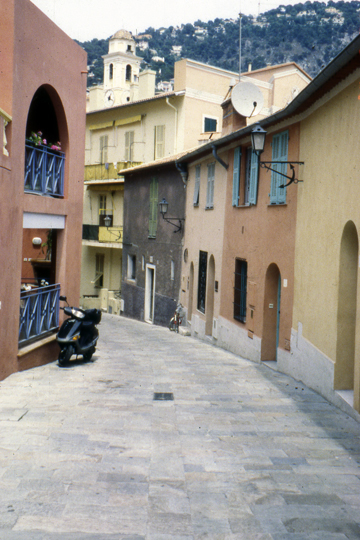 back street in Nice
