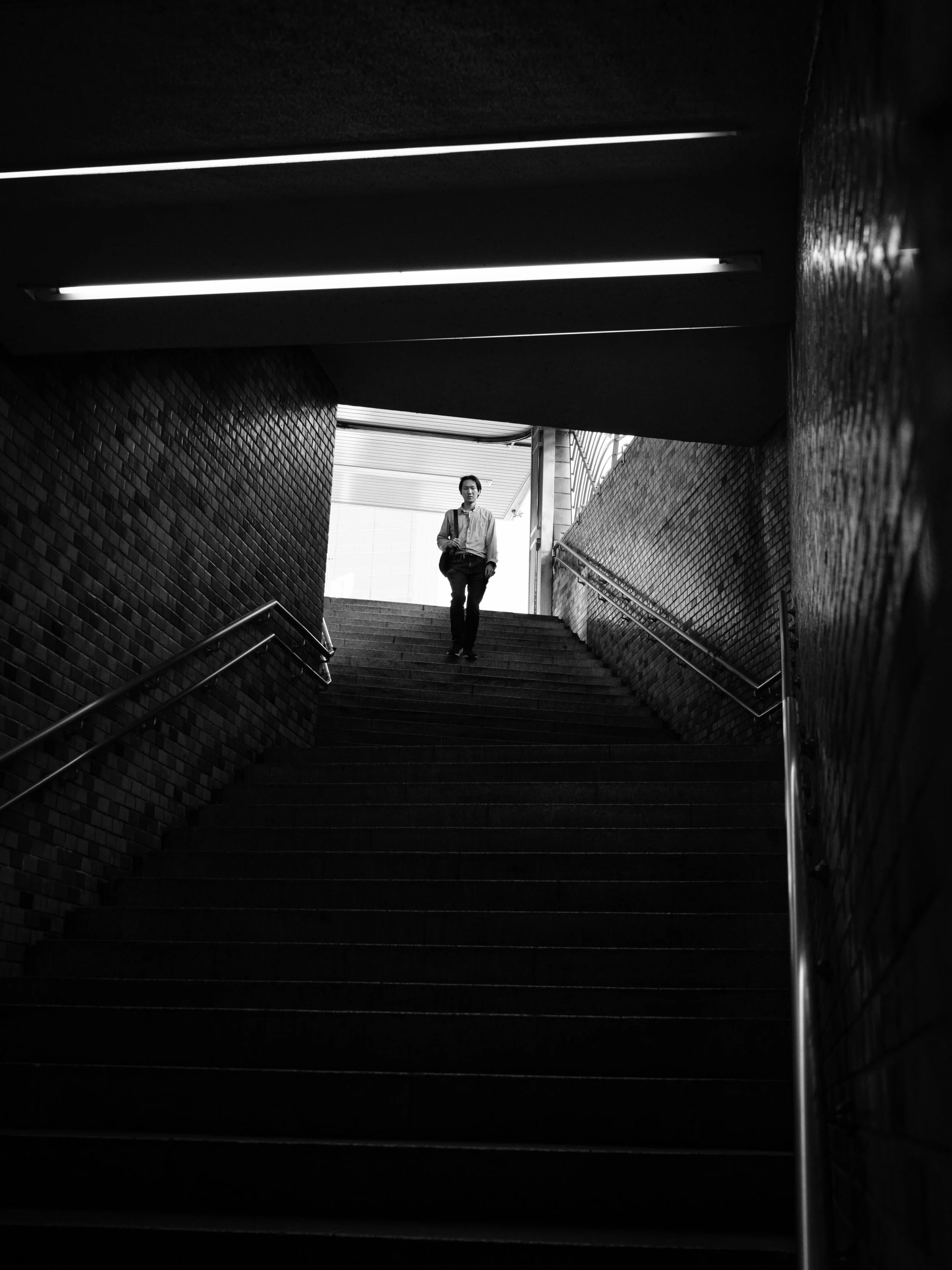 Somewhere in Tokyo - #tokyo #fujifilm #fujix100vi #streetphotography
