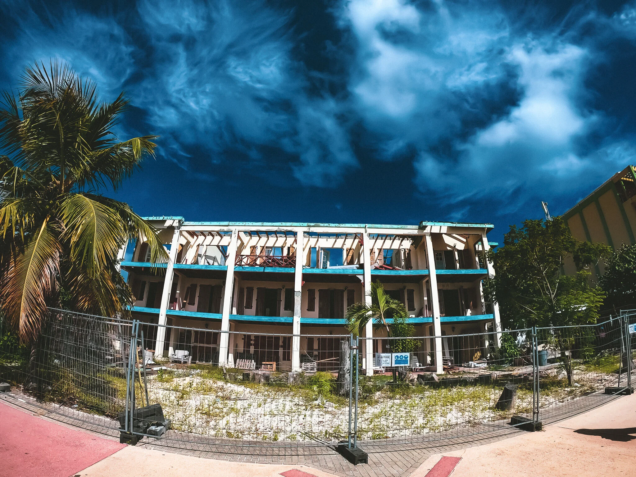 ST MAARTEN GOPR3210.jpg