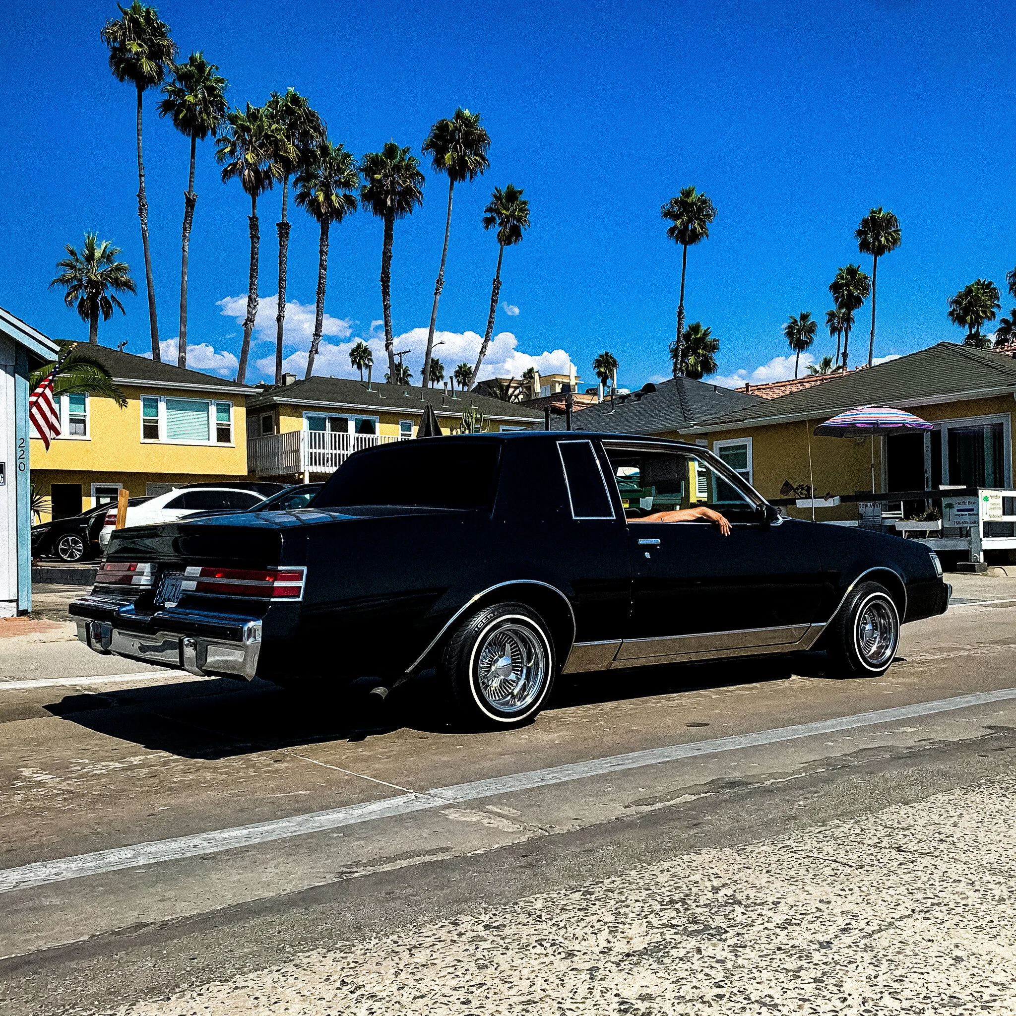 IMG_5998 LOW RIDER.jpg