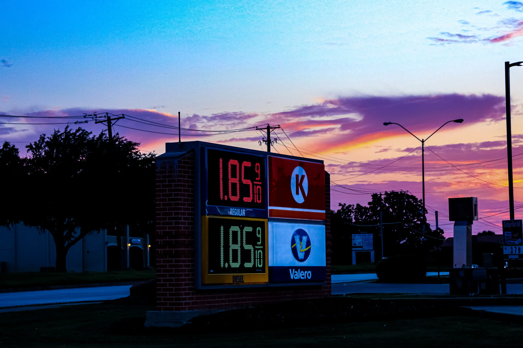 IMG_5322 TEXAS GAS.jpg