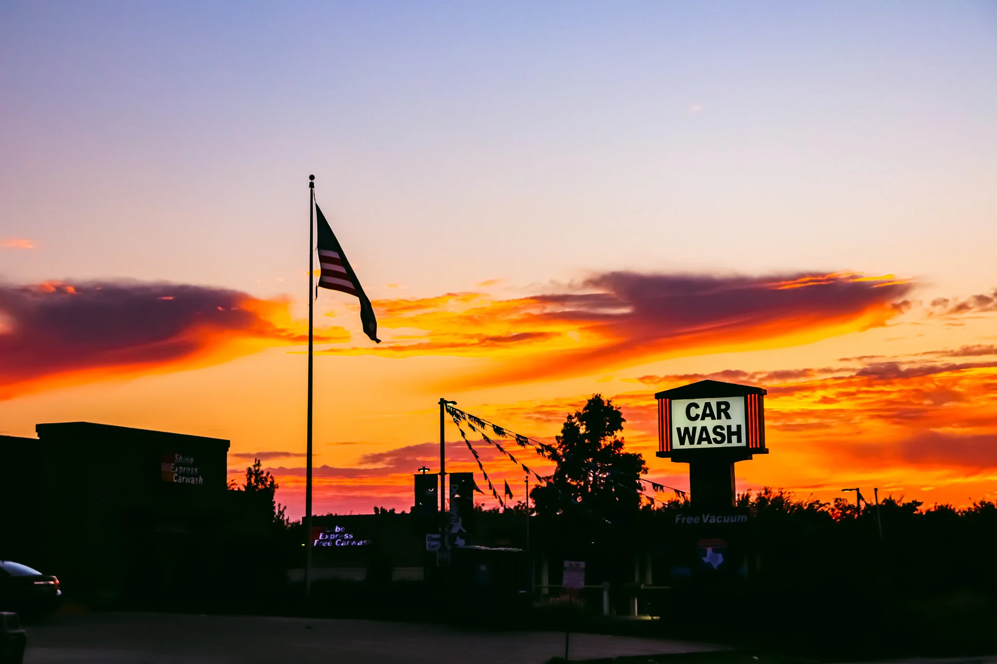 used week #43 IMG_5339 TEXAS CAR WASH.jpg