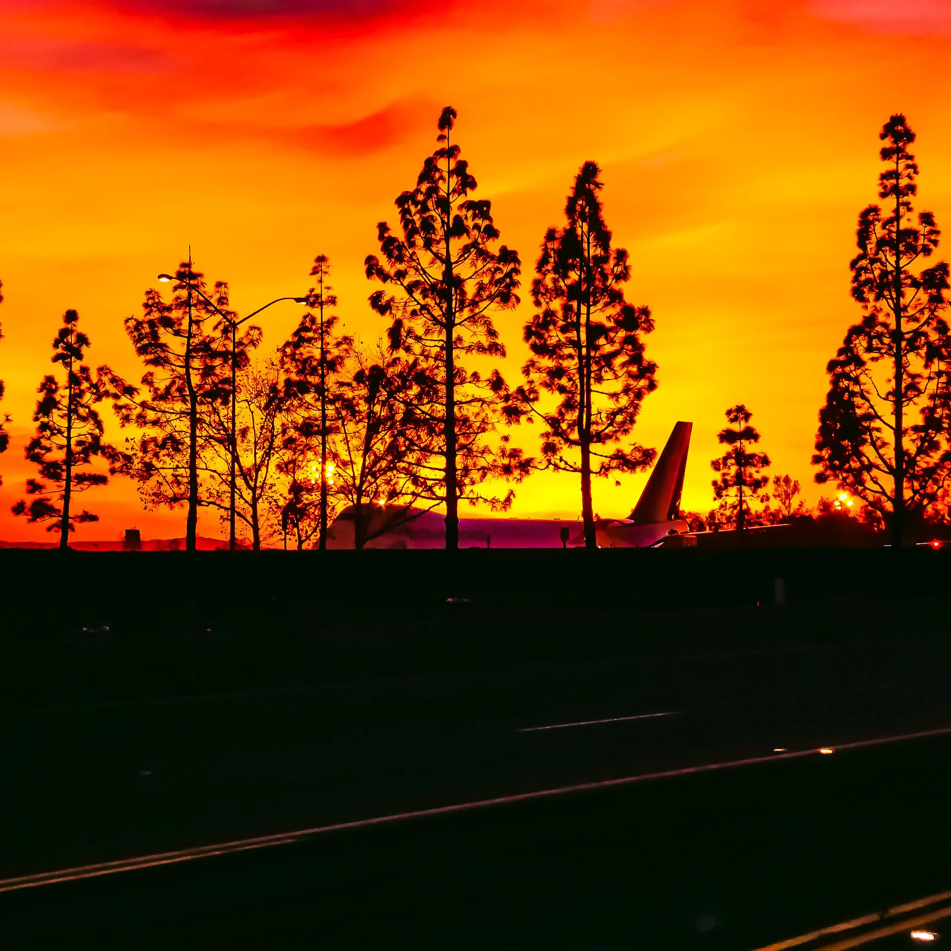 P1080153 ONTARIO UPS.jpg