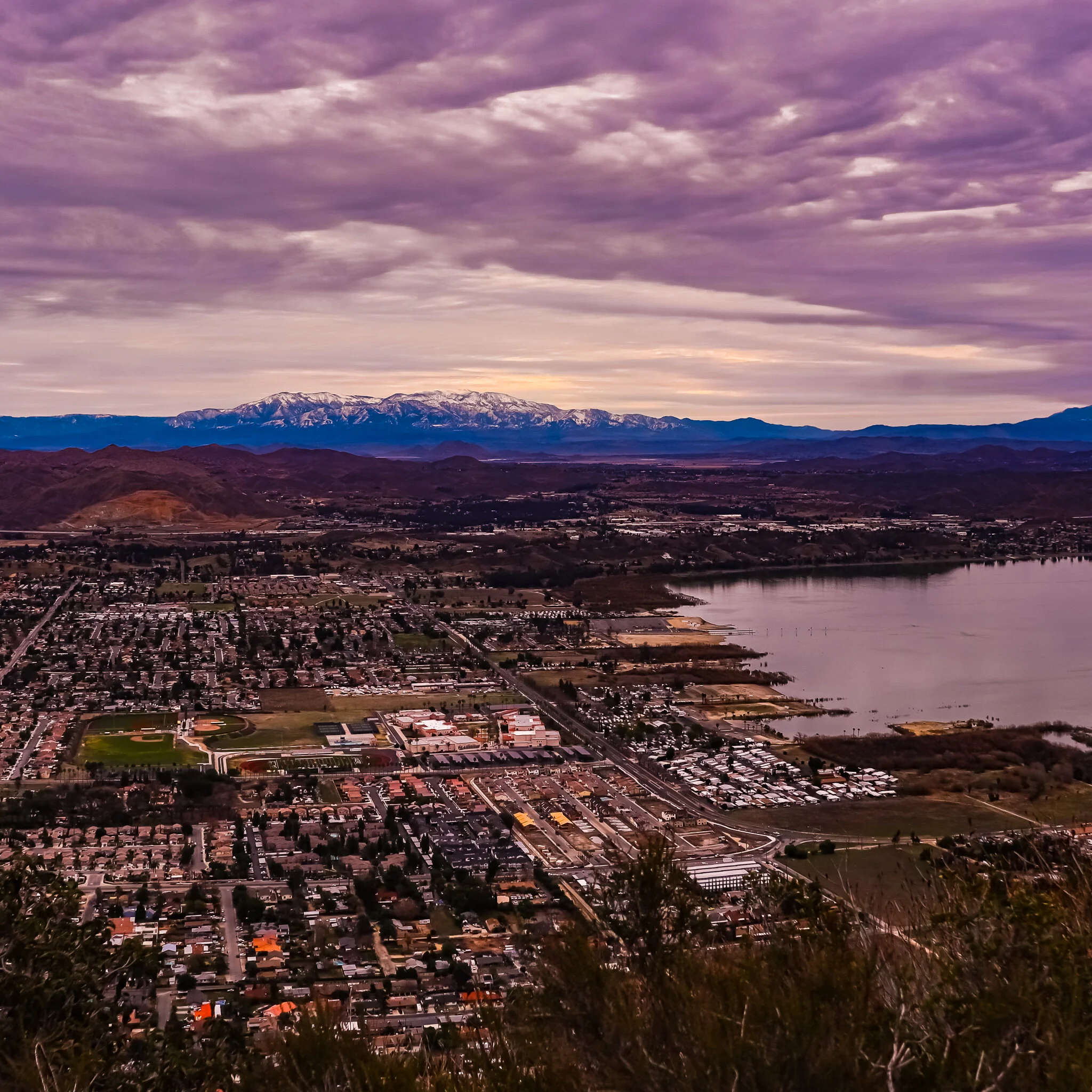 IMG_2153 LAKE ELSINORE USED WEEK #06 BIZ.jpg