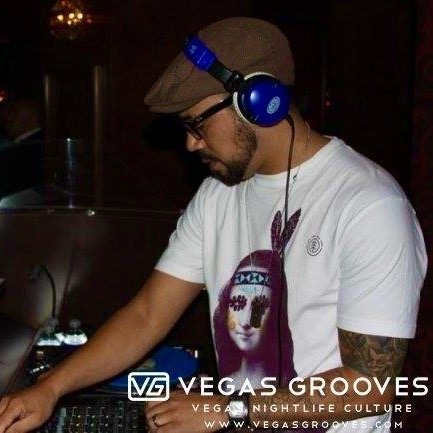 VEGAS GROOVES.jpg