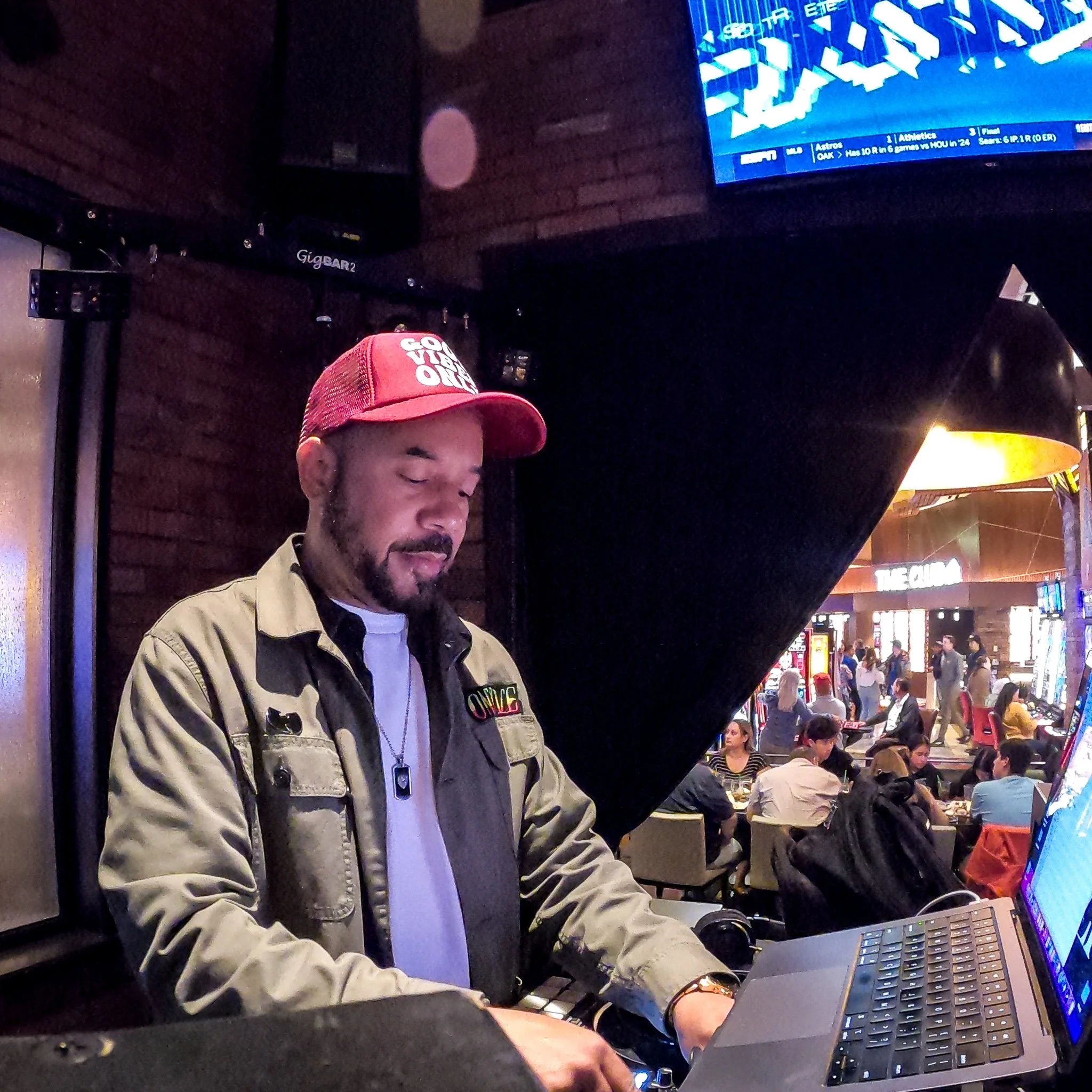 GOPR4418 KELSEYS RED HAT.jpg