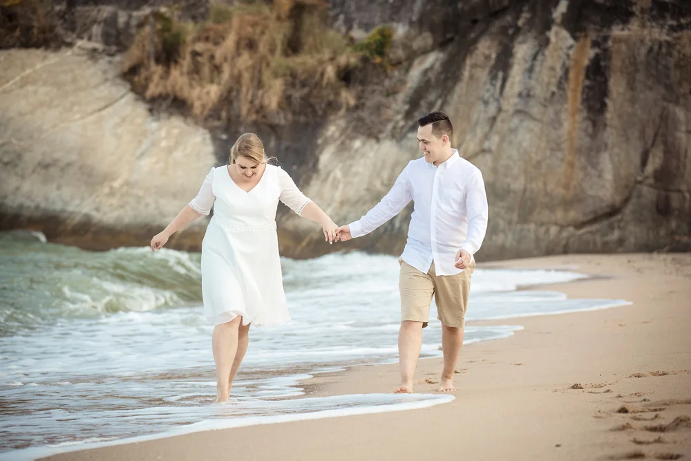 Couple Photo Session at Sai Noi Beach in Khao Tao