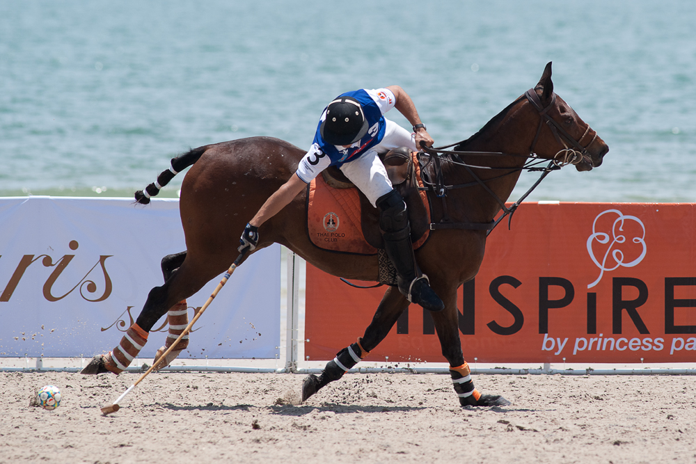 2012-hua-hin-beach-polo-94.jpg