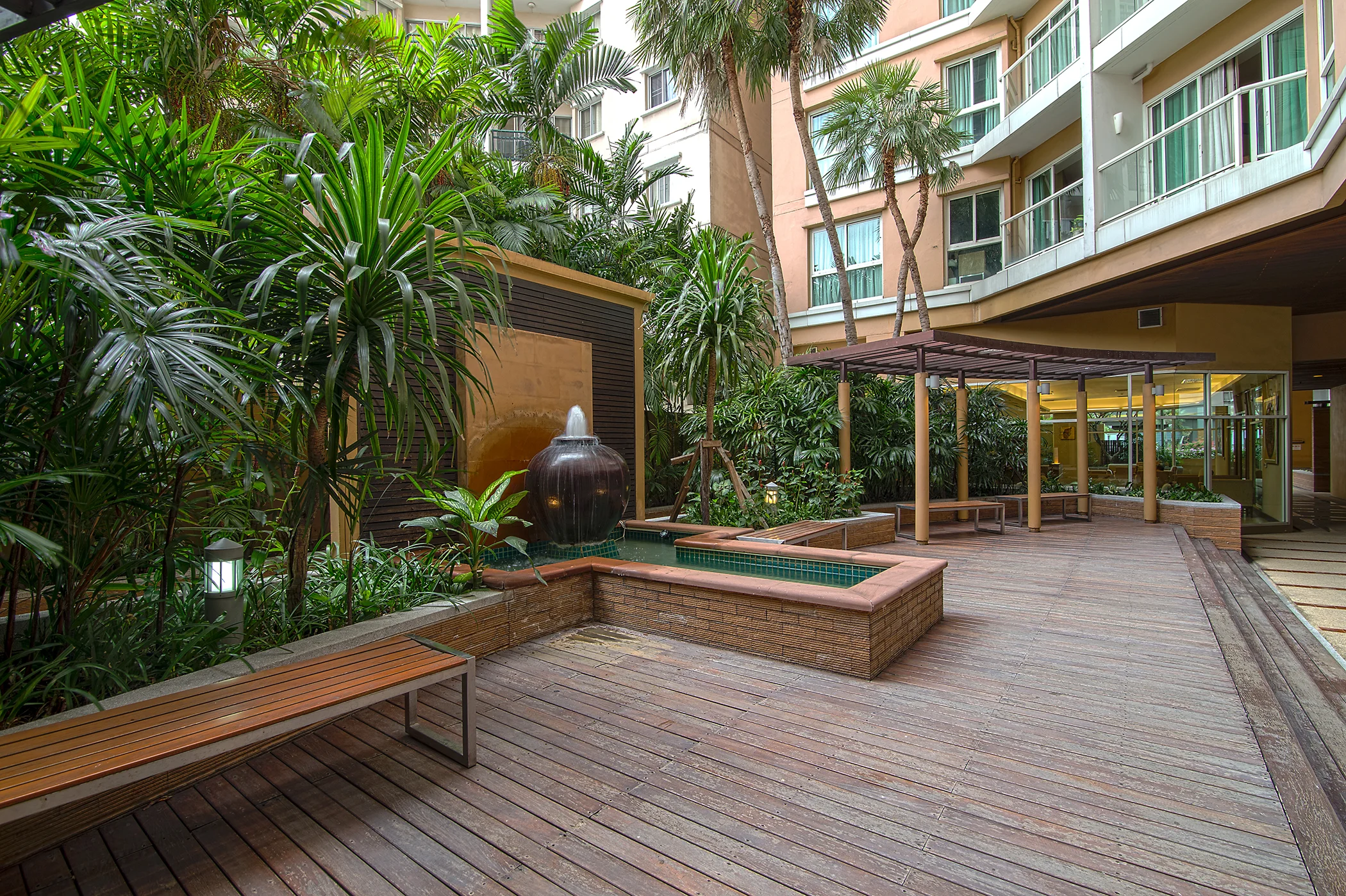 Narathiwas-Hotel-Real-Estate-20.jpg