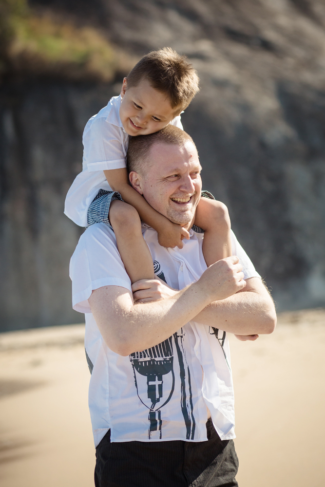  Family Photo Session at Sai Noi Beach in Khao Tao, Hua Hin 