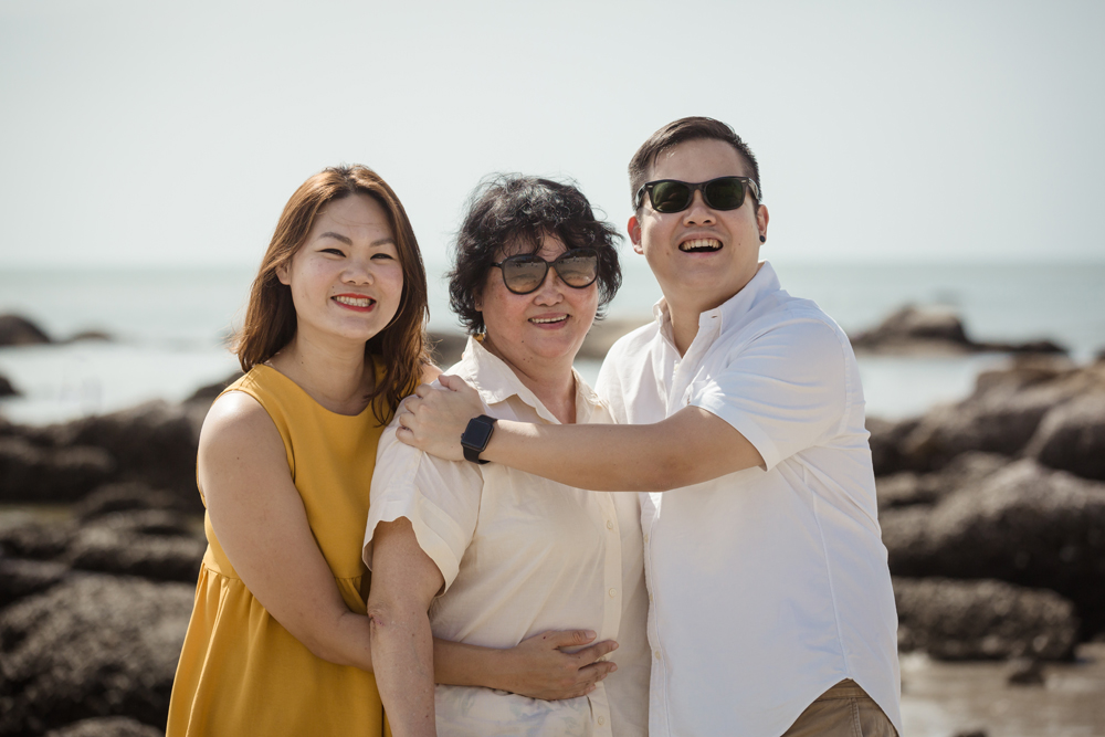  Family Photo Session on Hua Hin Beach 