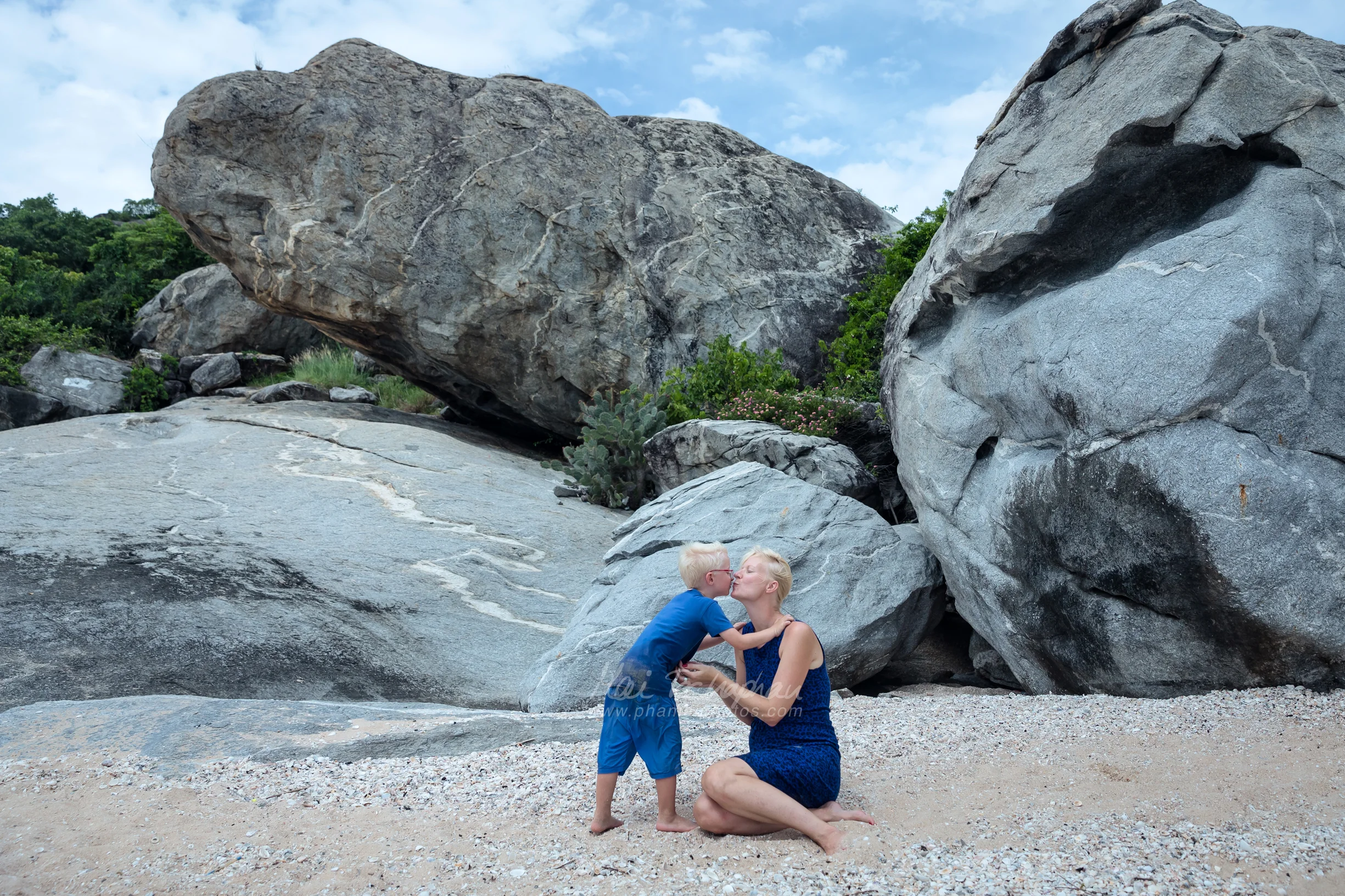 2018_Family_Vacation_HuaHin-0421.jpg