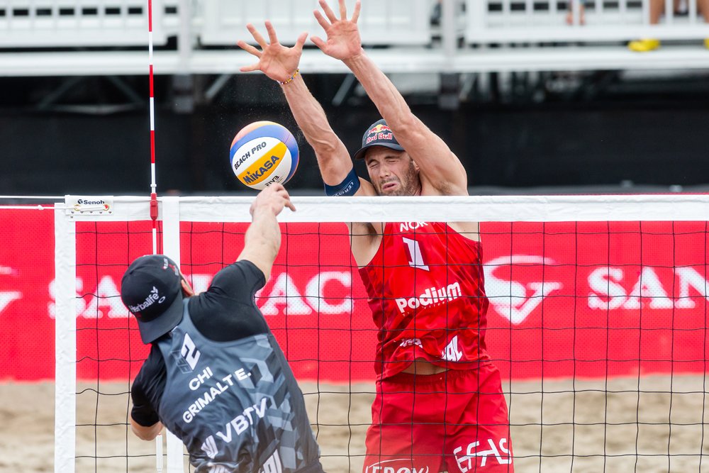 FIVBBeachProTourElite16MontrealnMainDrawDay1-98.jpg