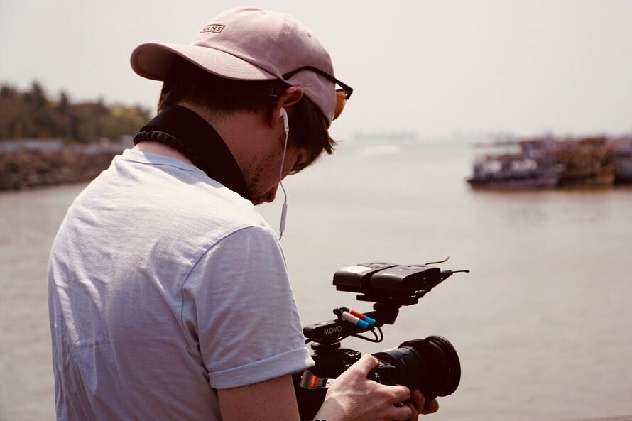 Been working on some pretty fun video content while out in Mumbai for @eslgaming 
Check out Part One of the epic adventure 👀 link in my tab.bio 👆🏻
.
.
.
.
📸: @shaneomadshaneomad
#behindthescenes #filmmaking #interview #esports #videographer #free