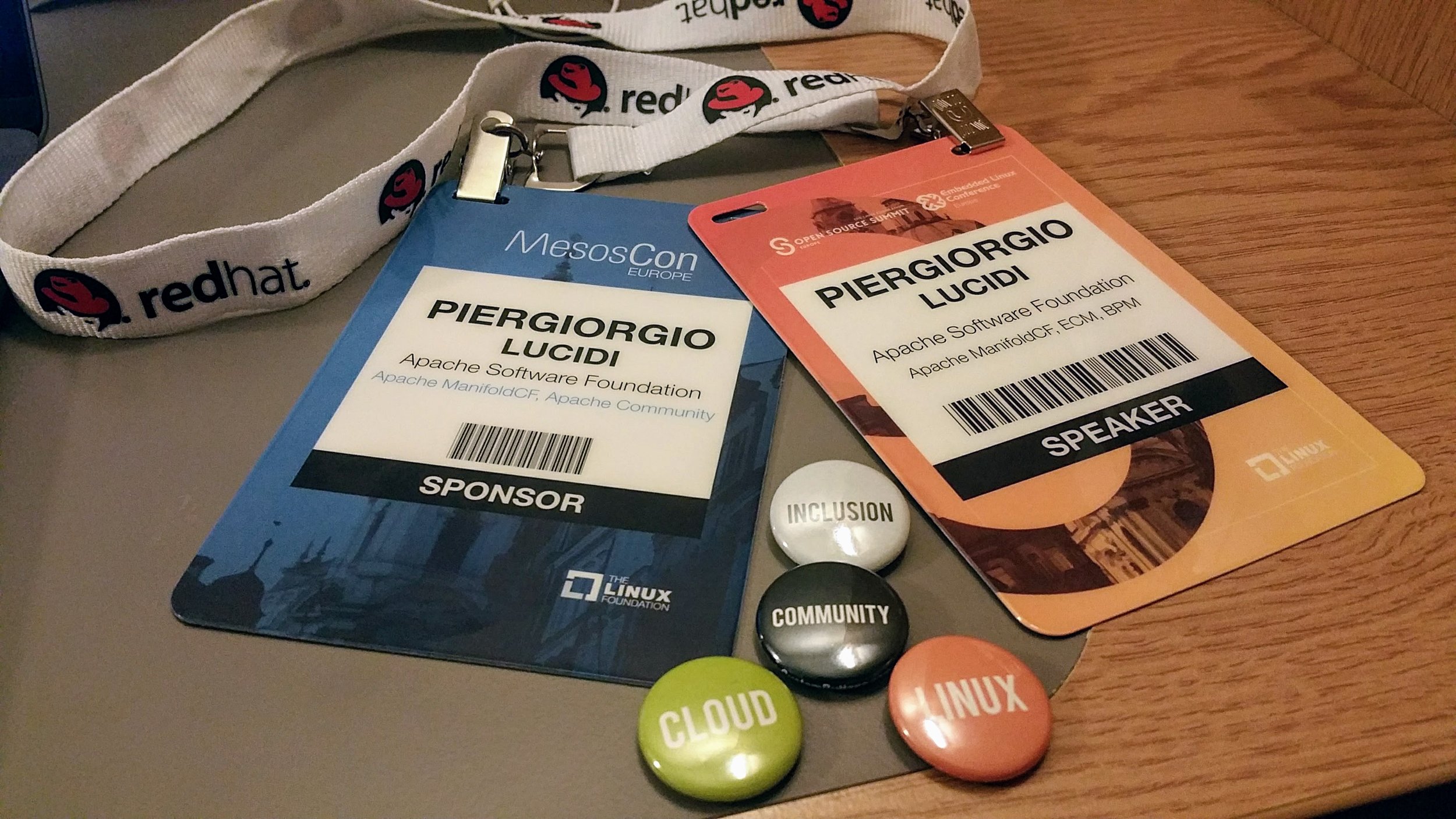 OSSummit17AndMesosCon-badges.jpg