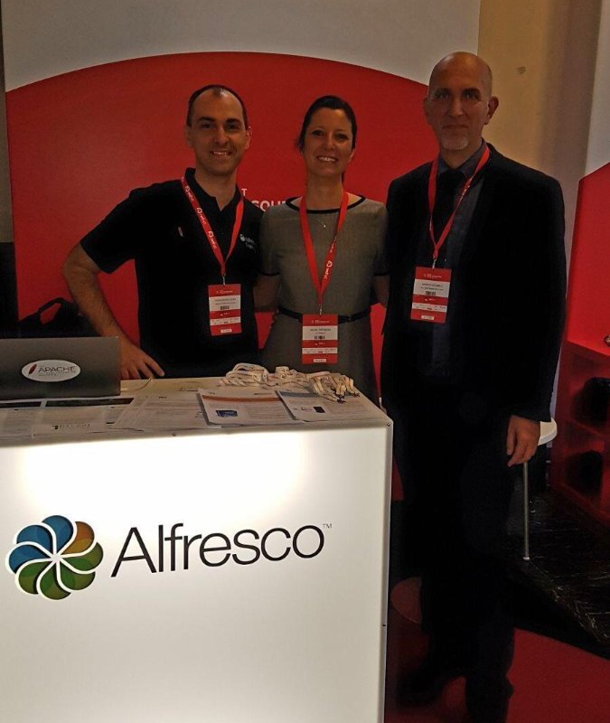 Me with Silvia Speranza (Alfresco) and Angelo Di Carlo (TAI Software Solutions)