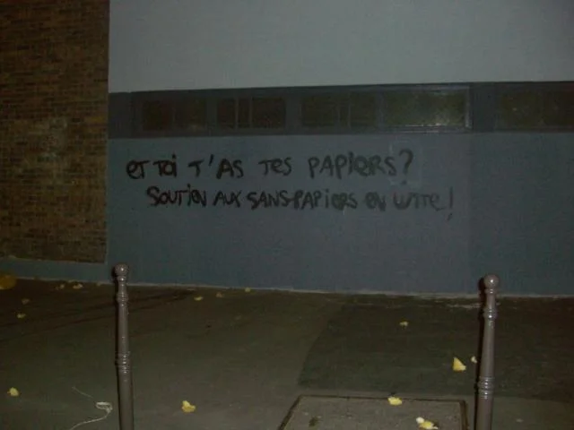 Pro-immigrant graffiti on a wall in Paris. Photo: Aaron Lakoff