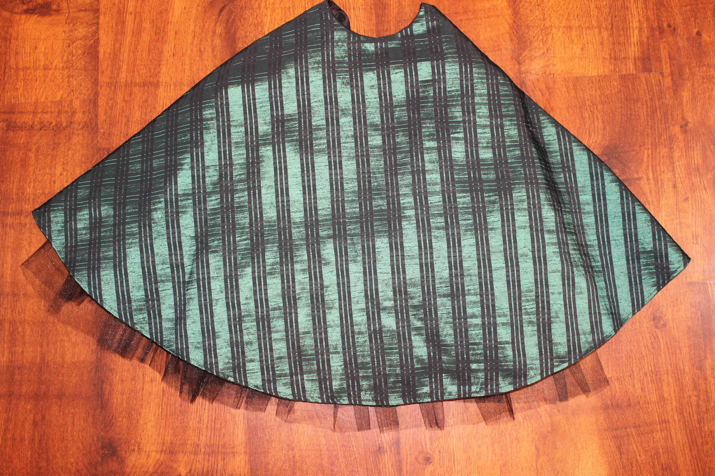 Green Plaid Taffeta Christmas Tree Skirt