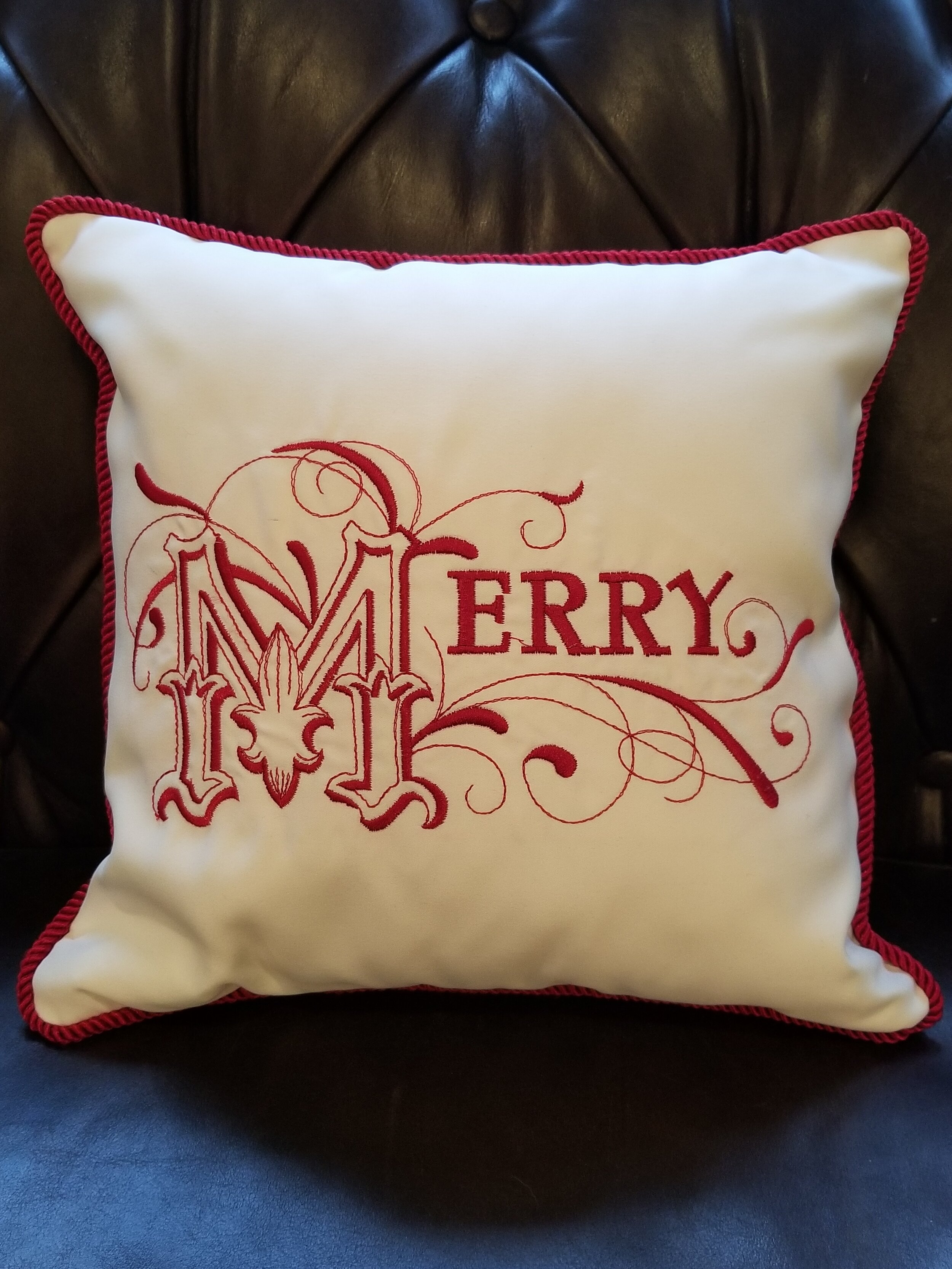Merry Pillow