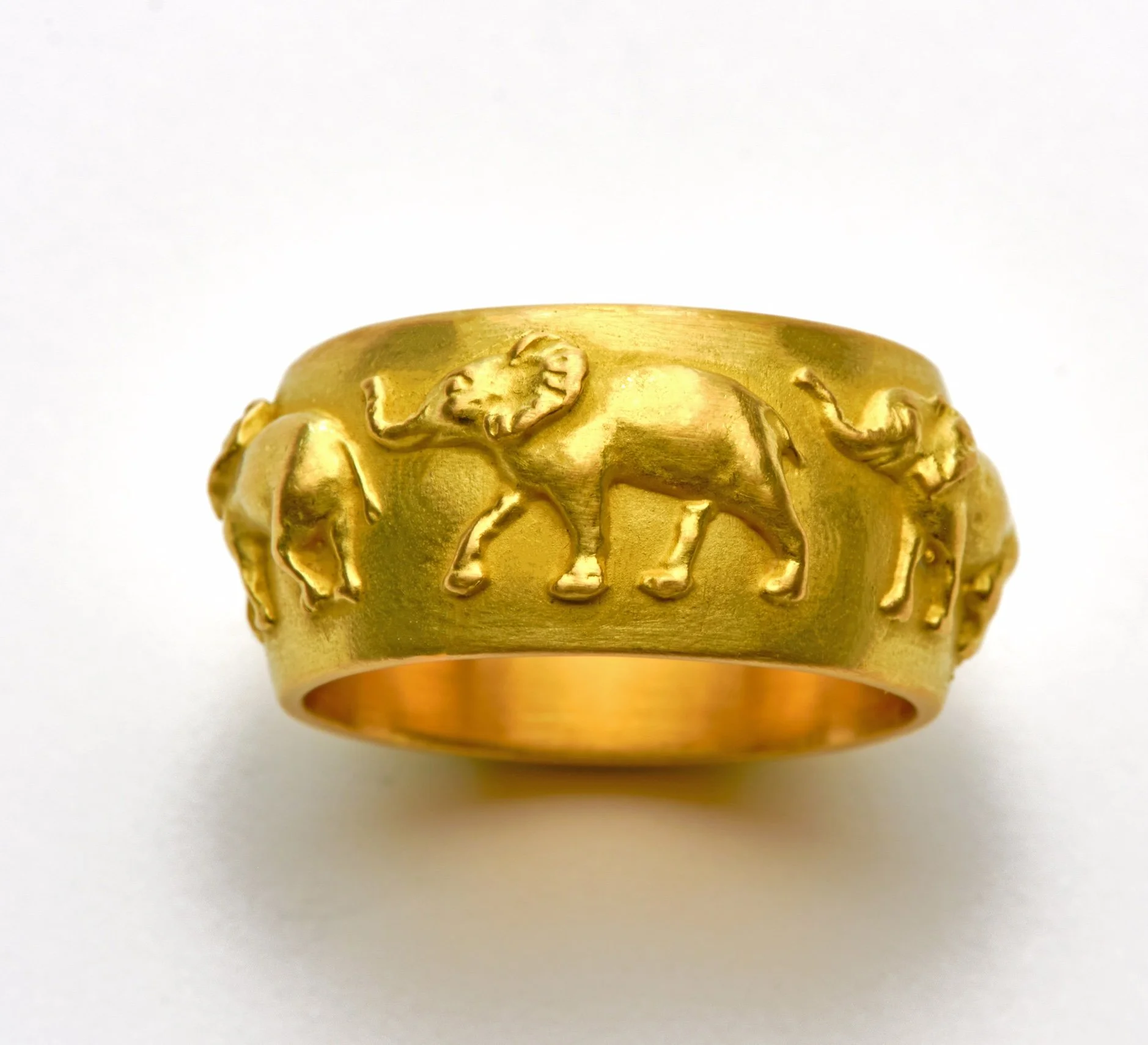 ELEPHANT RING