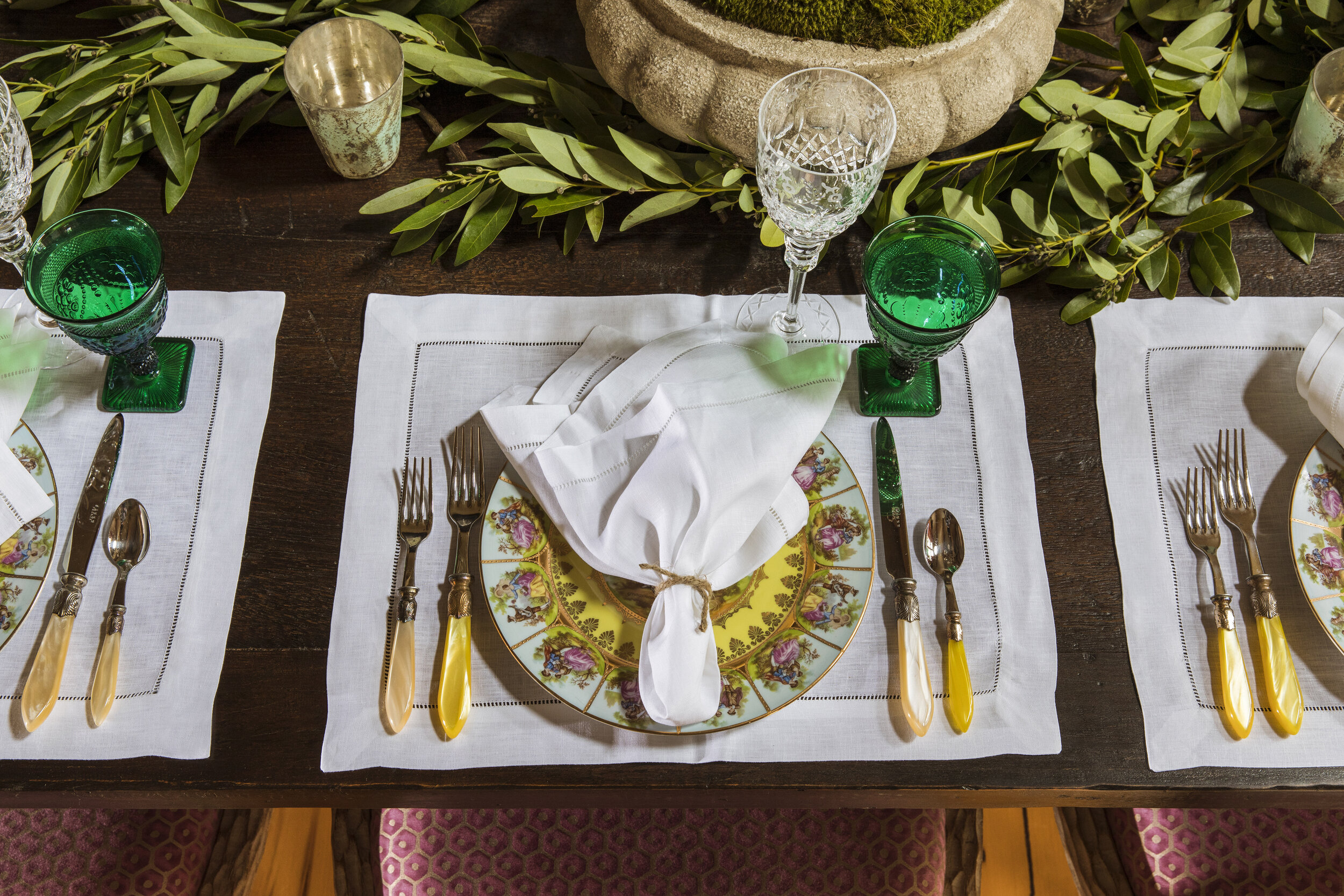 TABLESETTING.jpg