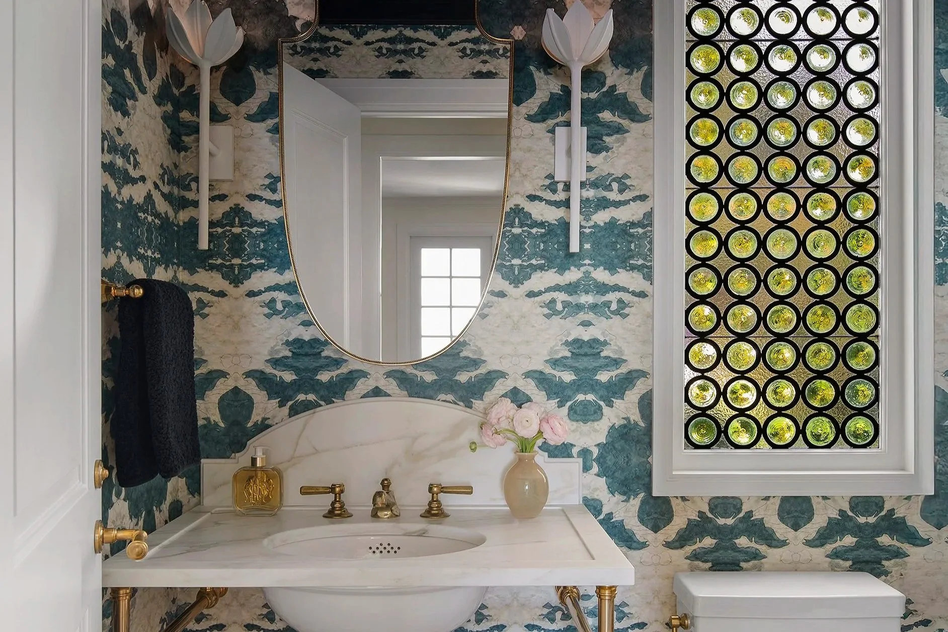 Maison, Inc. Interior Design_Portland_top-rated_unique powder room.jpg