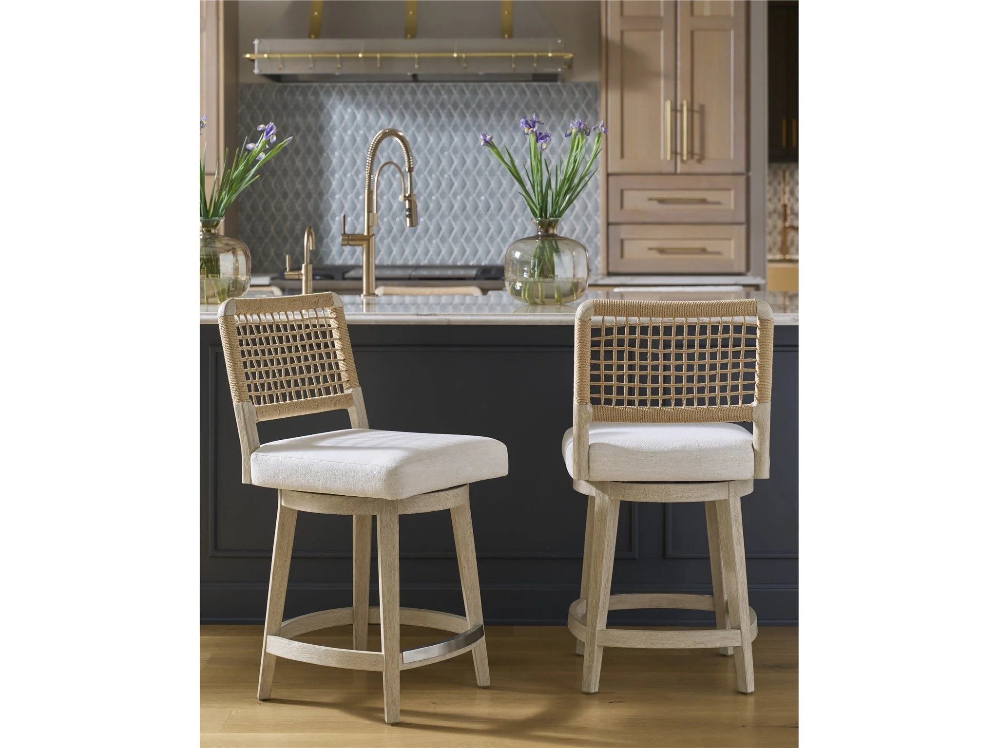Dockside Swivel Counter Stool