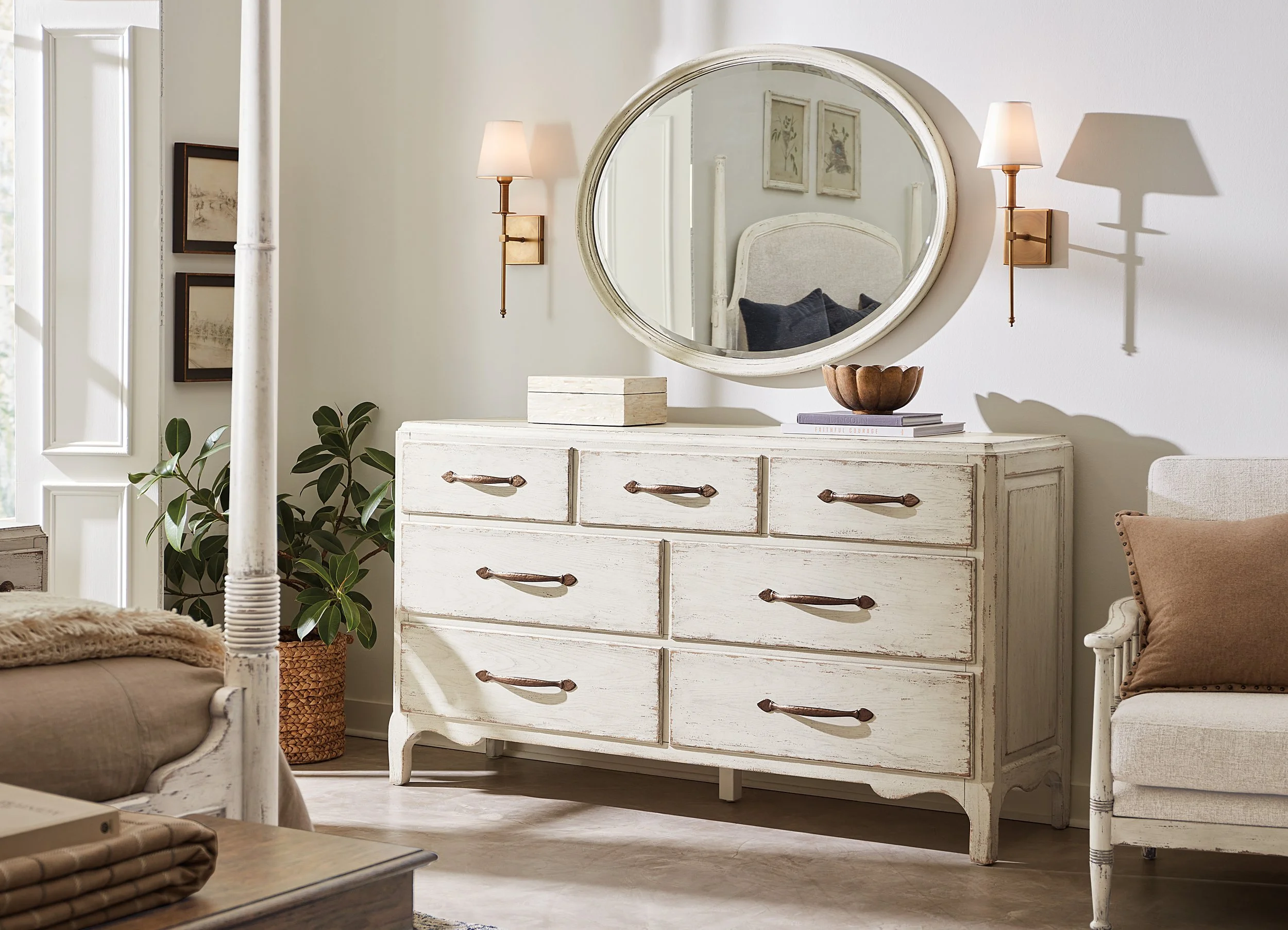 Daisy Americana 7 Drawer Dresser