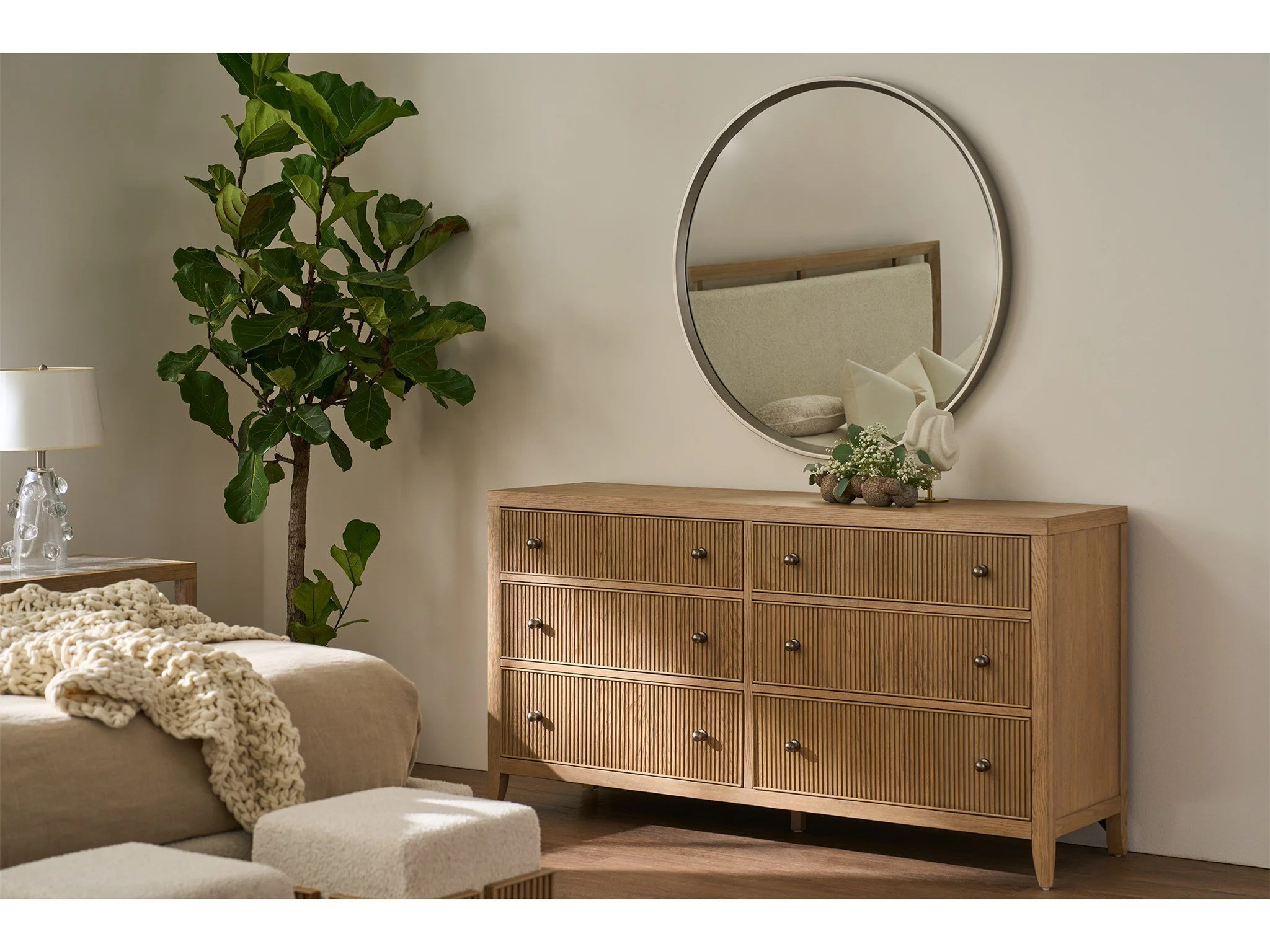 Skylark Carmen Dresser