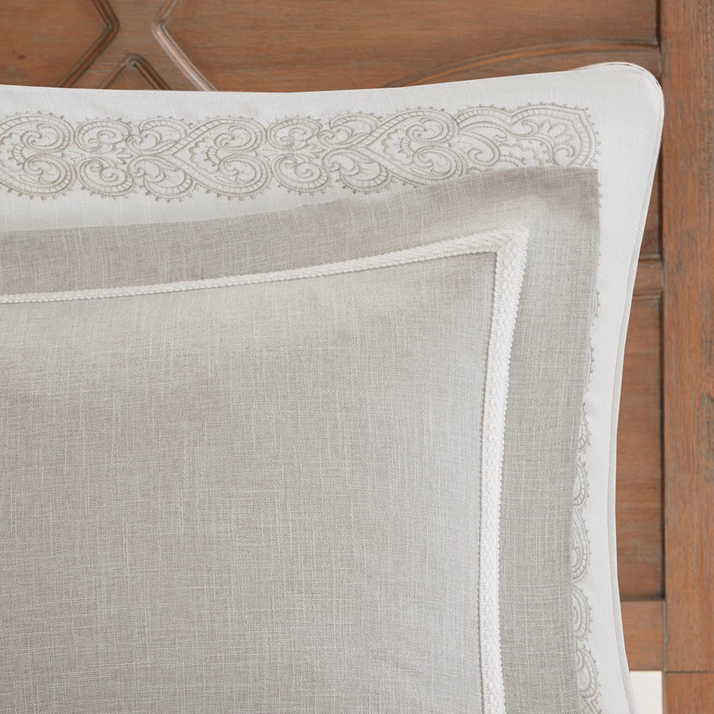 Collette Comforter Set 5.jpg