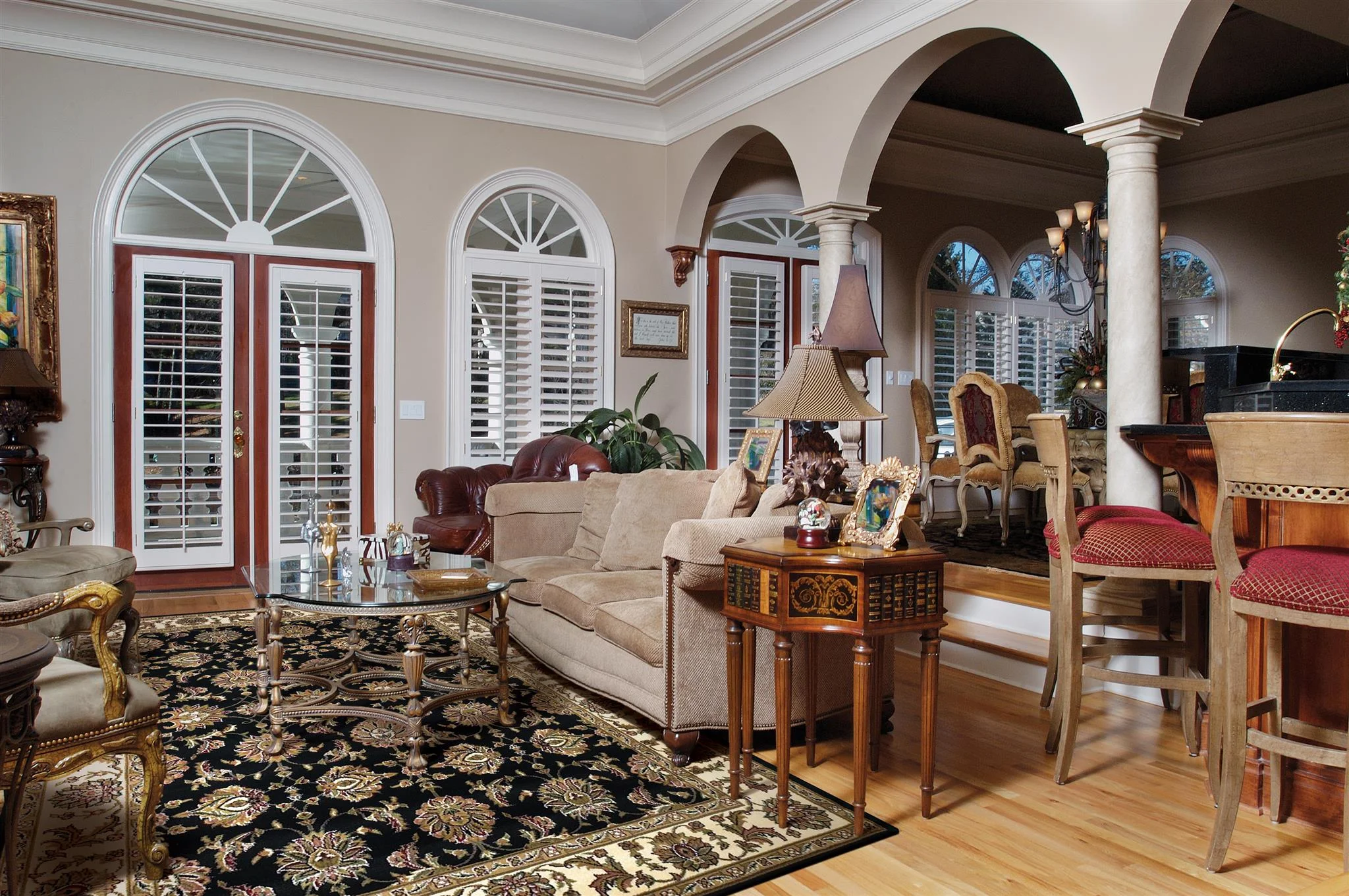 Black:Ivory Kashan Cambridge 2.jpg