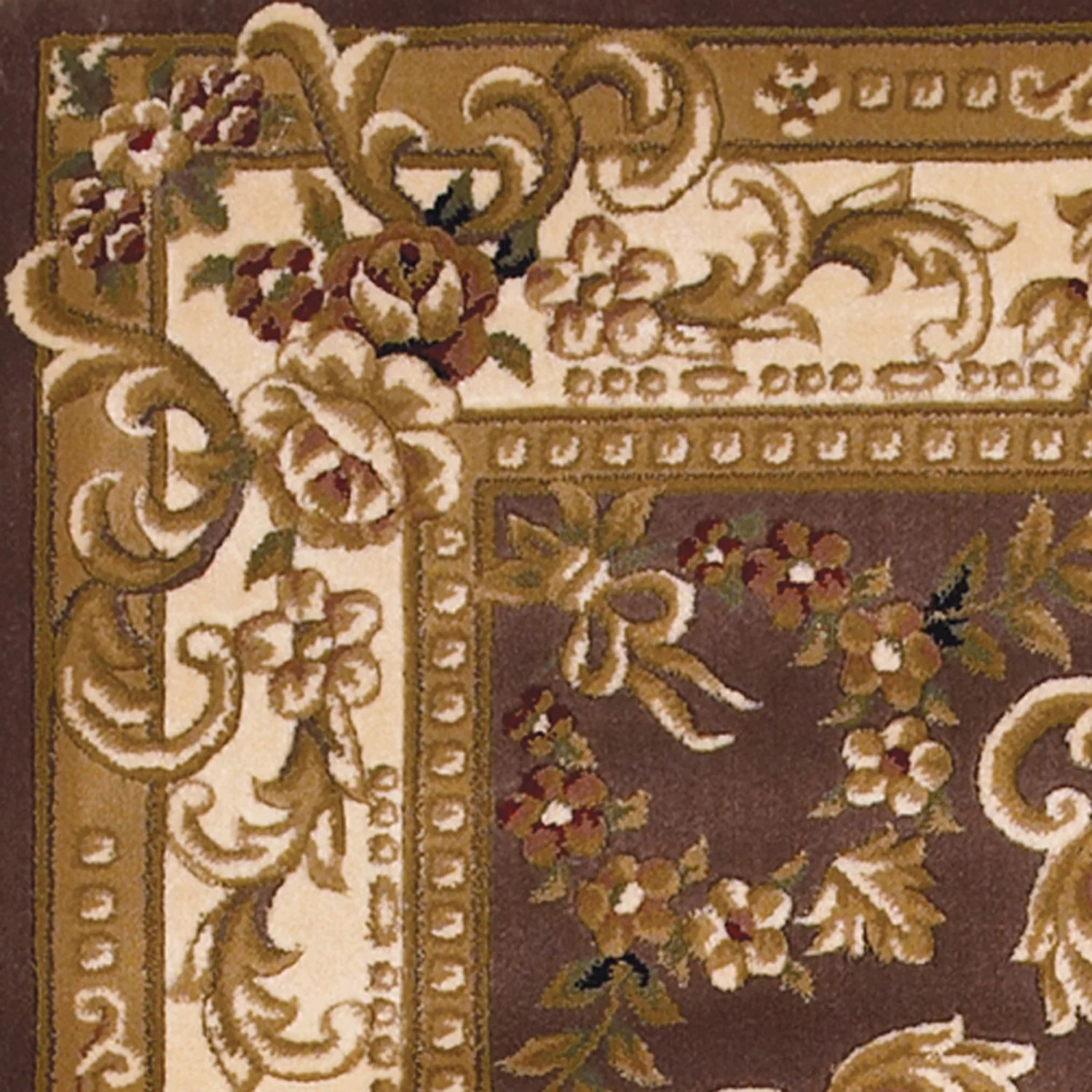 Plum:Ivory Aubusson Corinthian 4.jpg