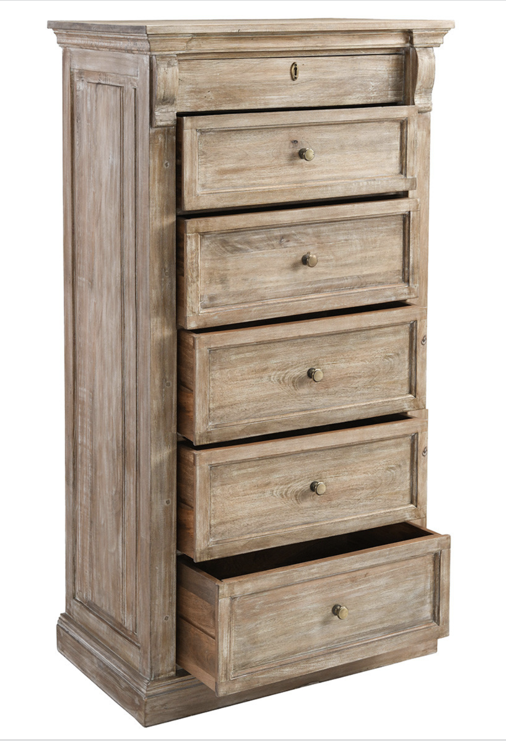 Adele Chest 3.png