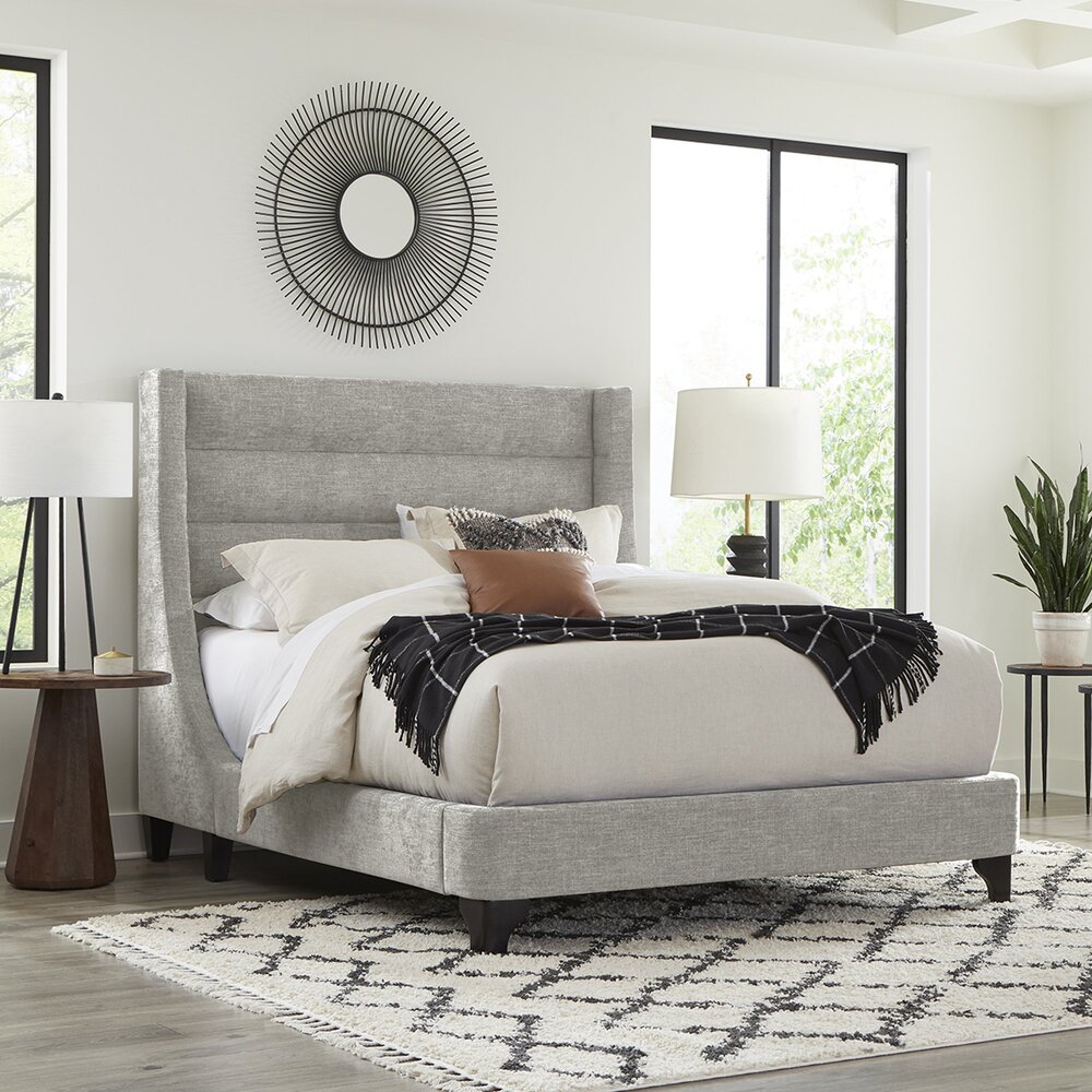 Wreedheid Dwang Correspondent Luxe Light Grey Jacob Bed — Miller's Home Furnishings