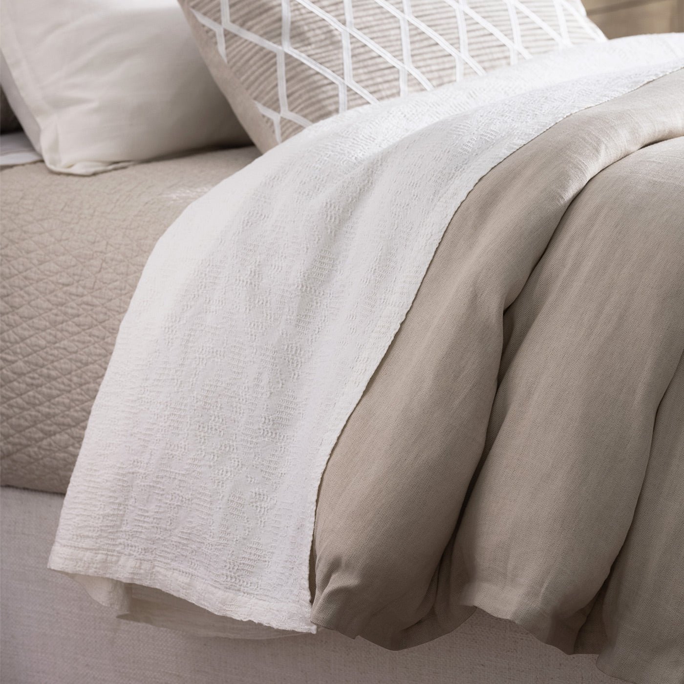 White River Cotton/Linen Jacquard Throw Collection