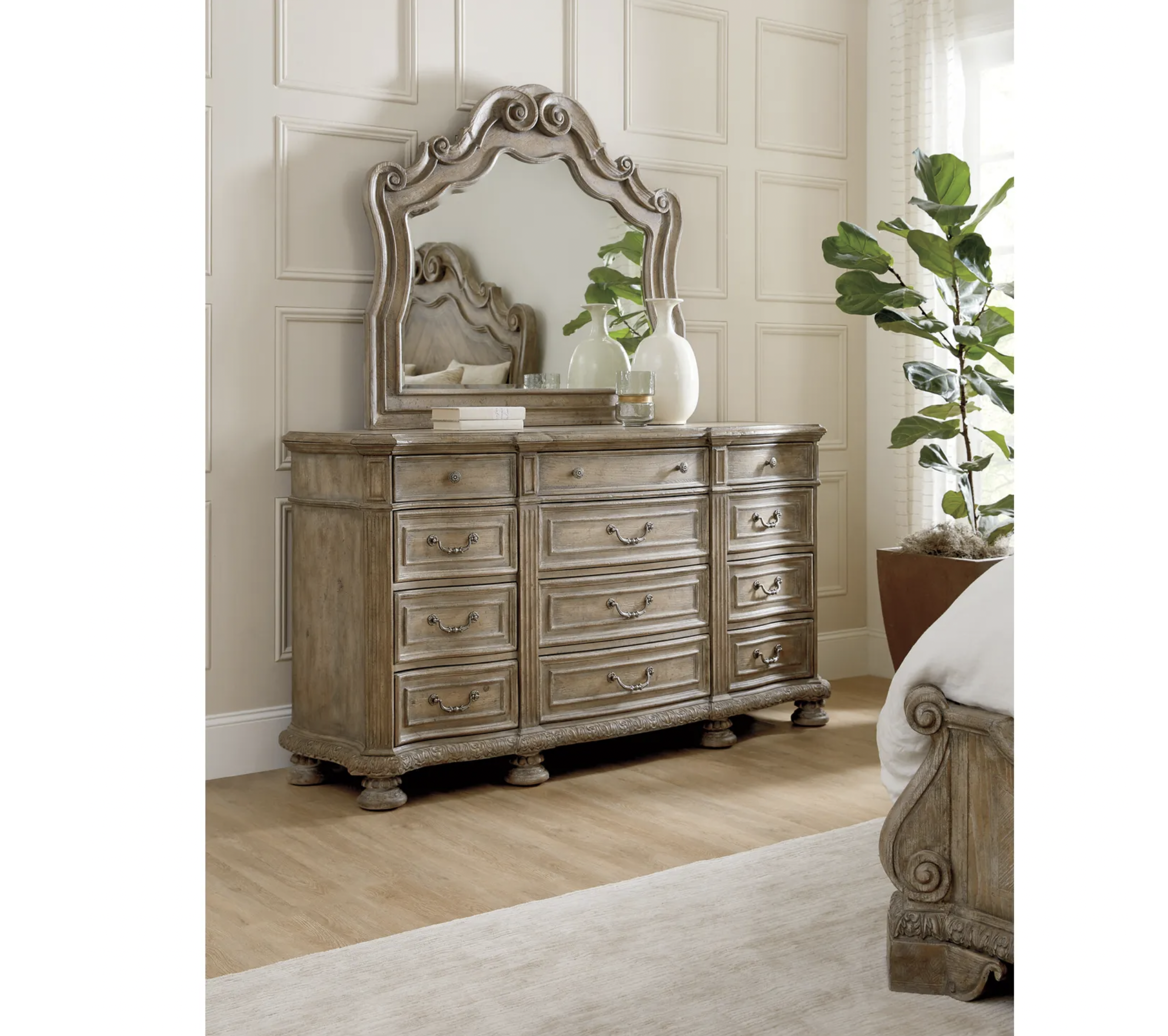 Castella Mirror