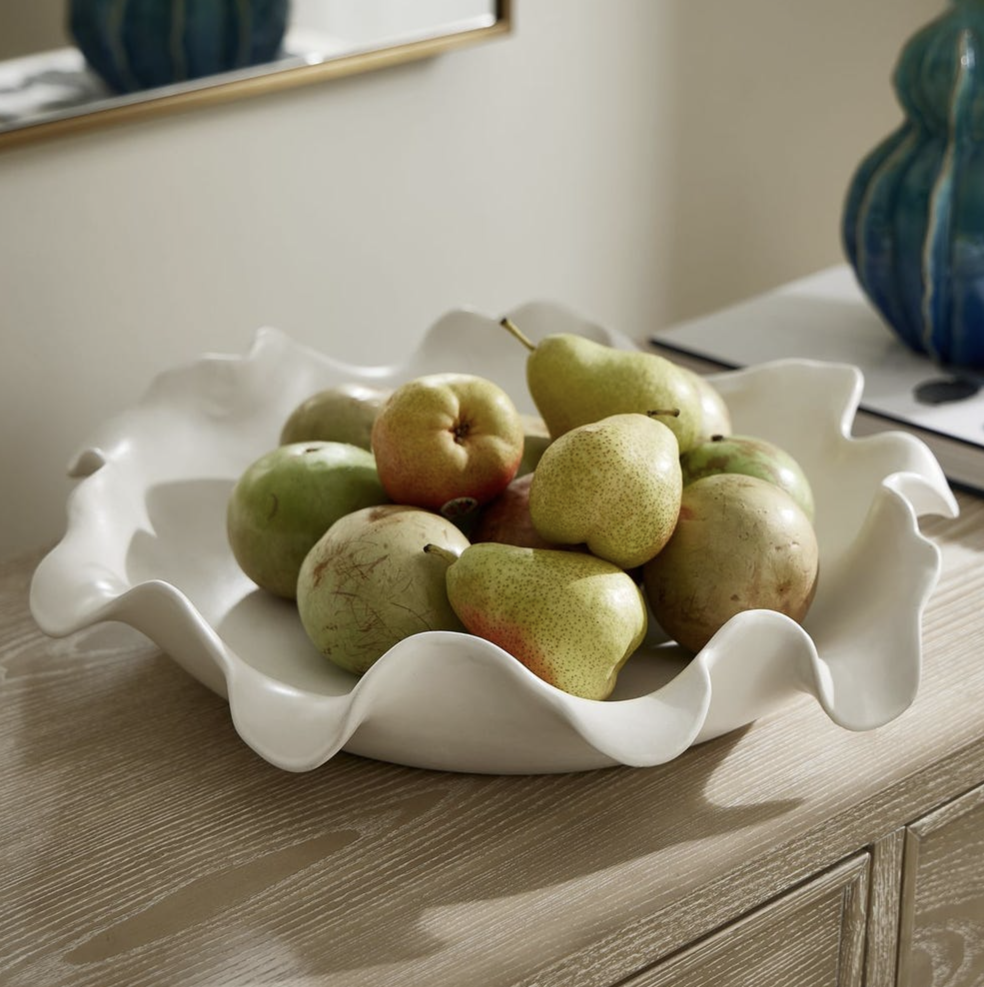 White Wave Crest Indoor-Outdoor Bowl