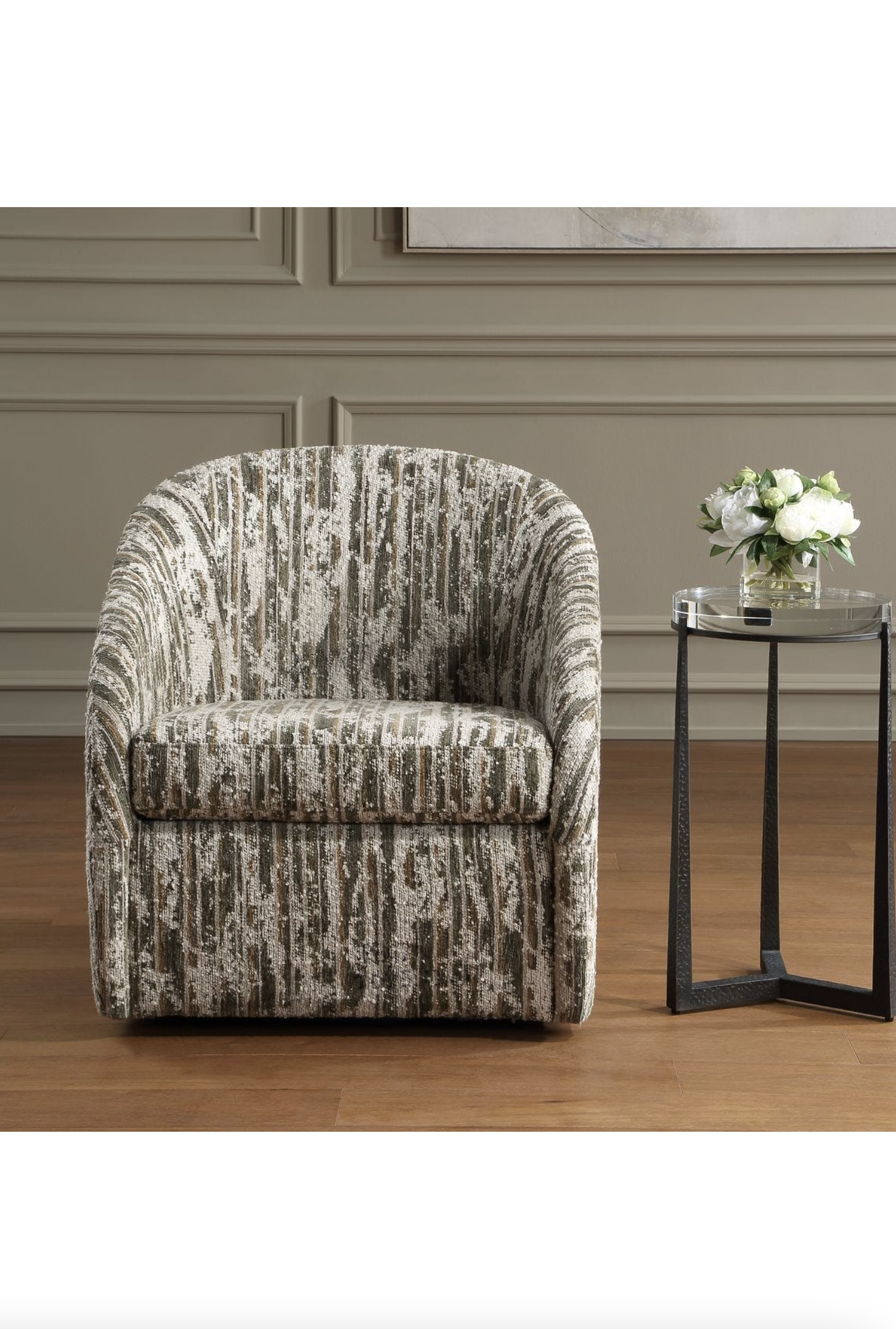 Mari Swivel Chair
