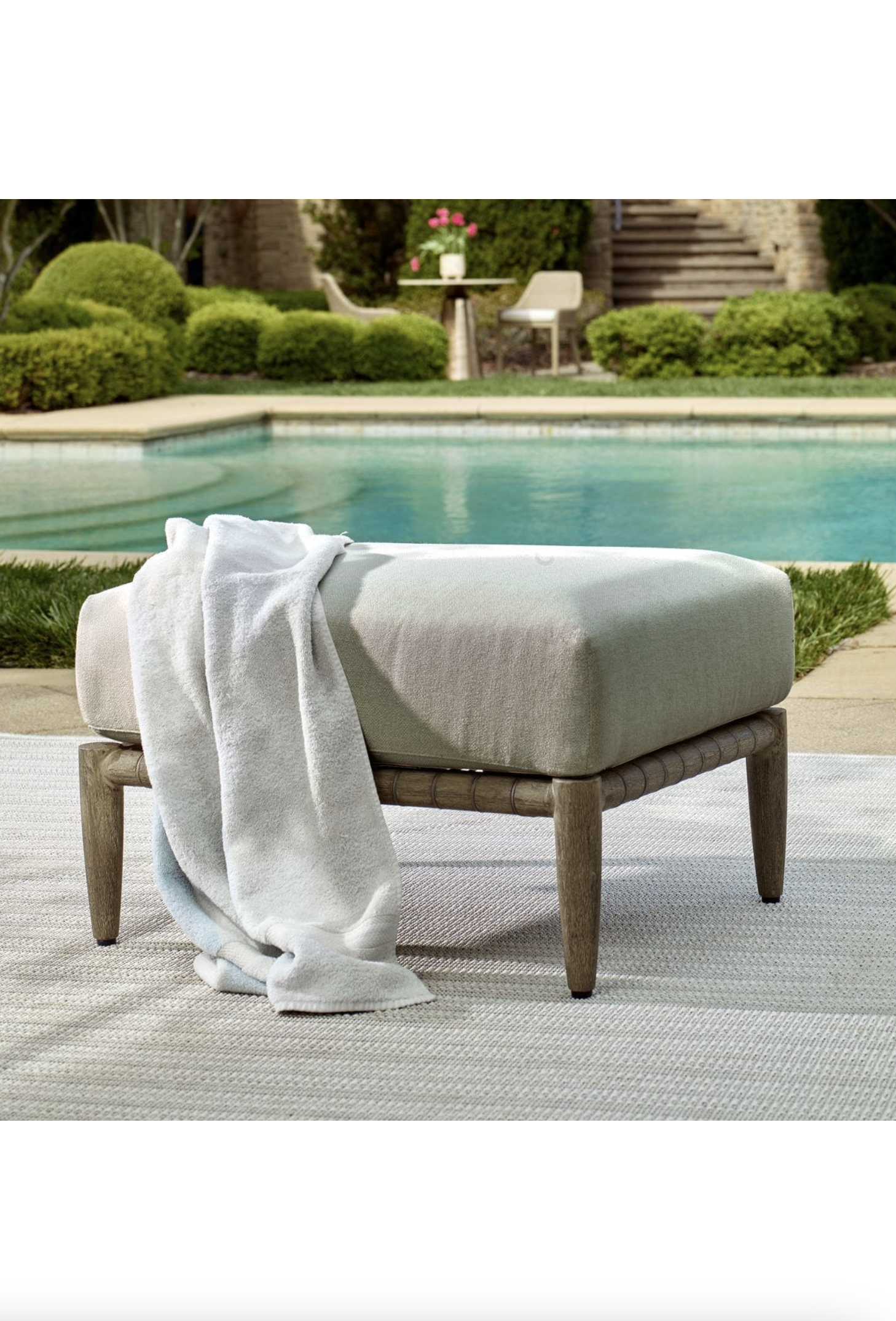 Dove Borneo Outdoor Ottoman