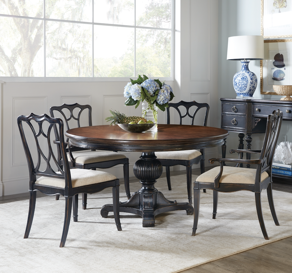 Charleston Round Pedestal Dining Table w/ 1-20in Leaf