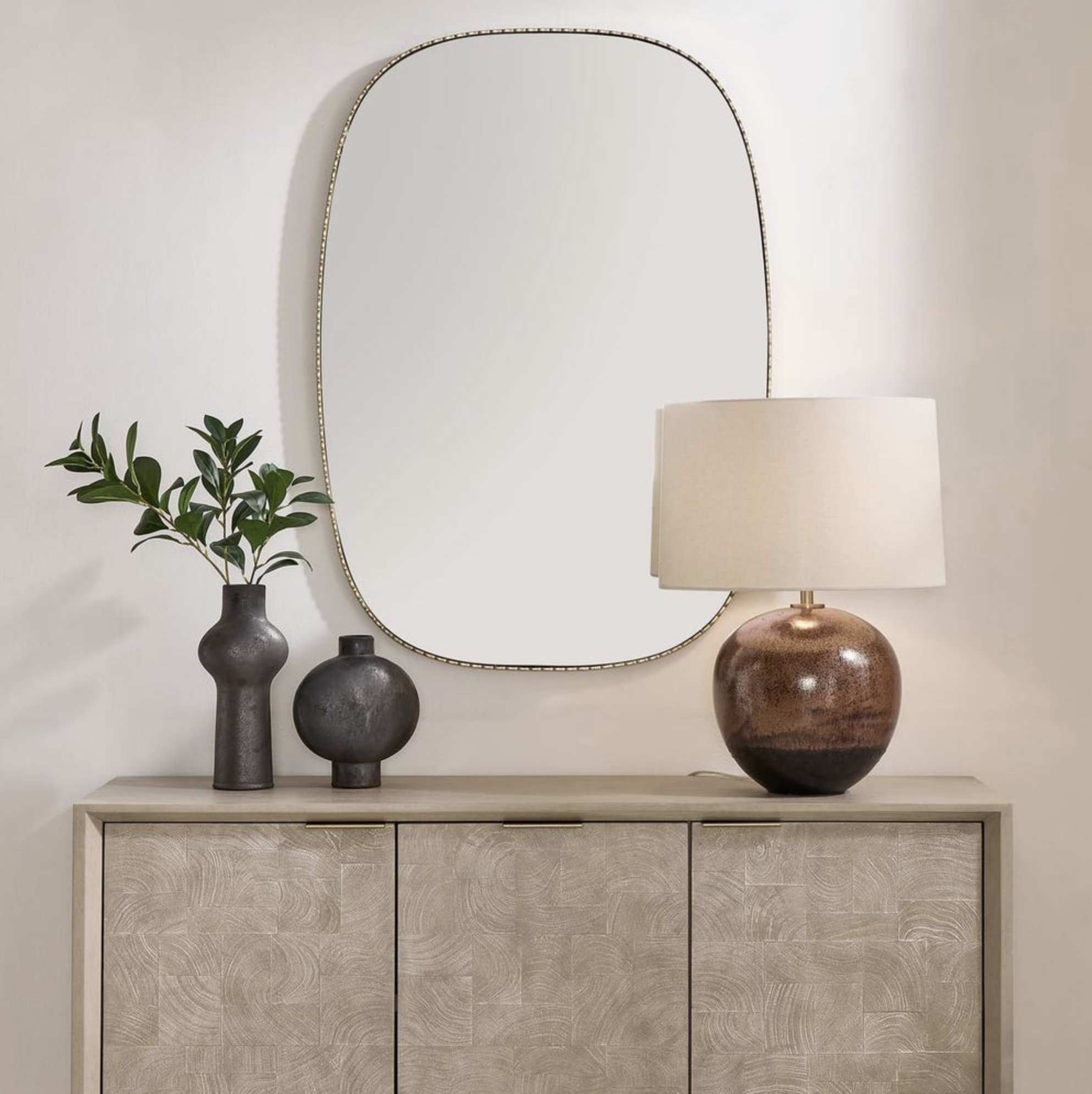 Nidia Mirror