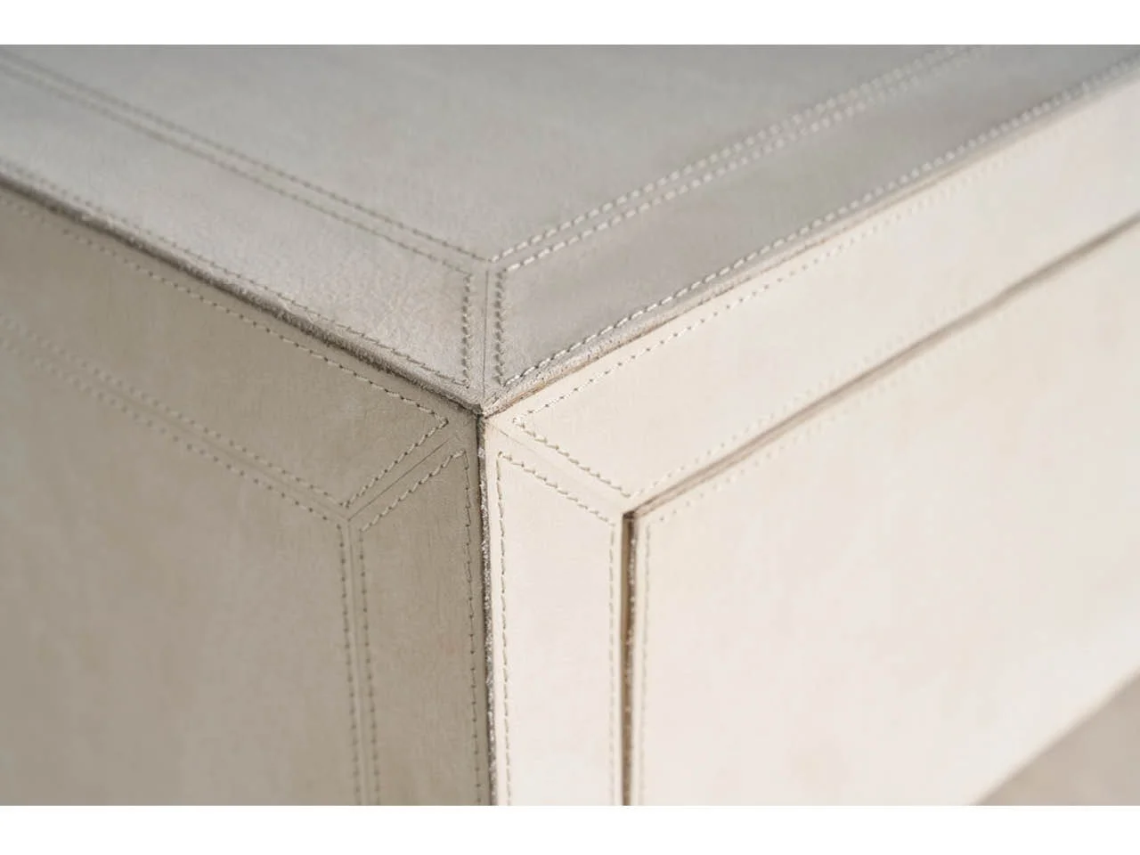 U560355_Detail_VM.jpg
