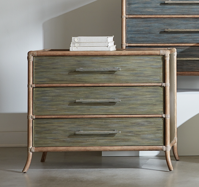 Green Retreat Pole Rattan Chest