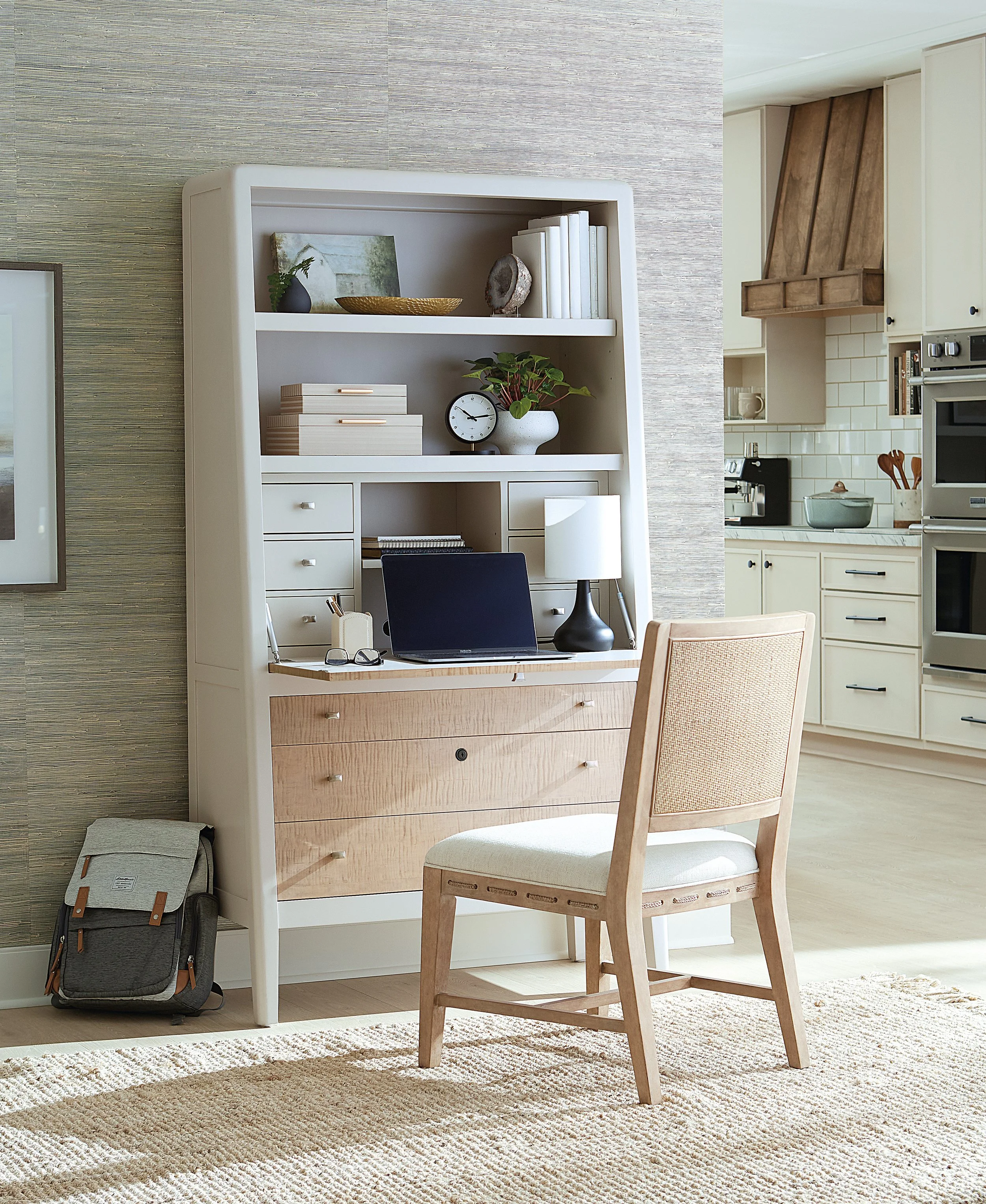 Hera Hub Desk