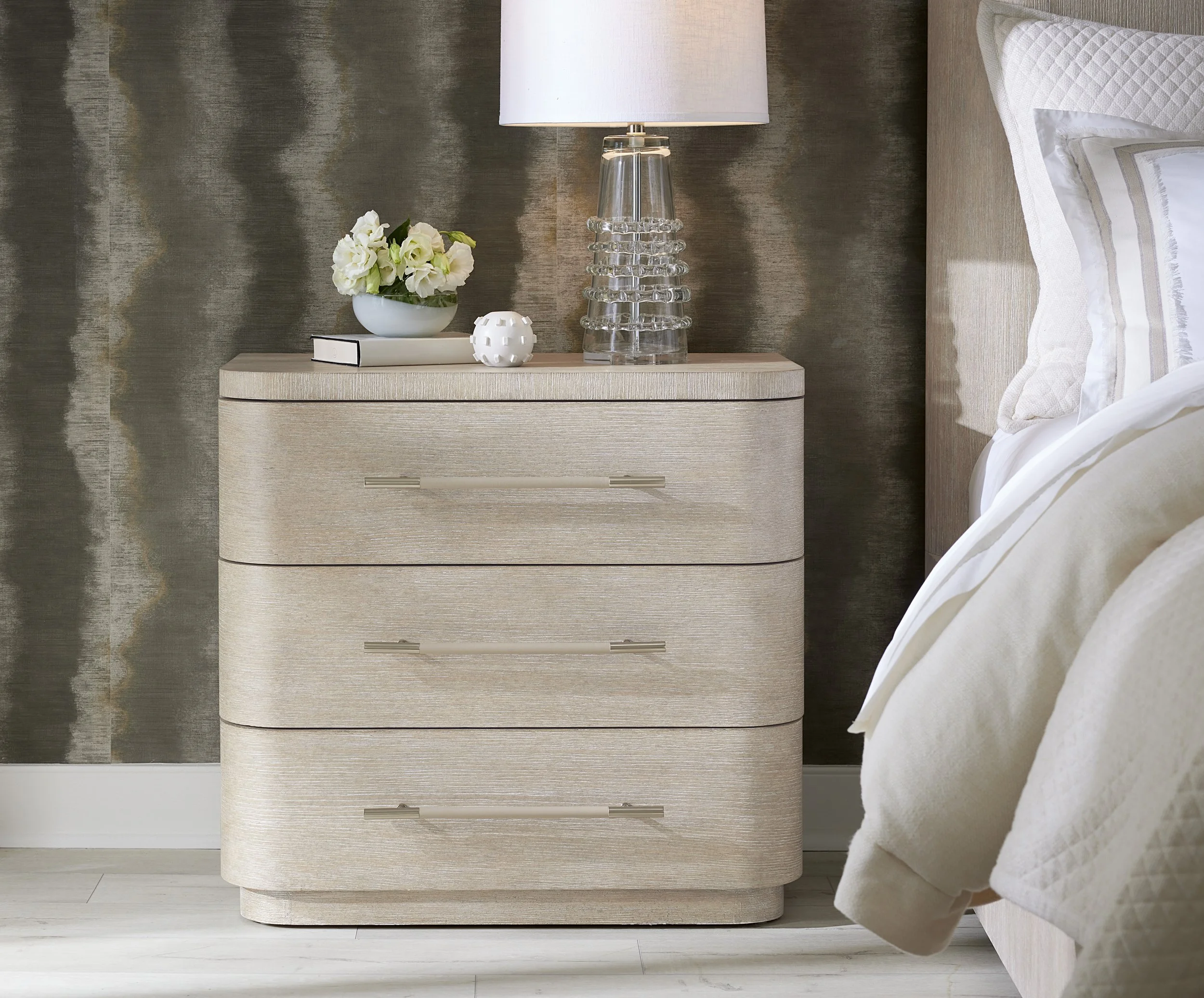 Light Modern Mood Three-Drawer Nightstand