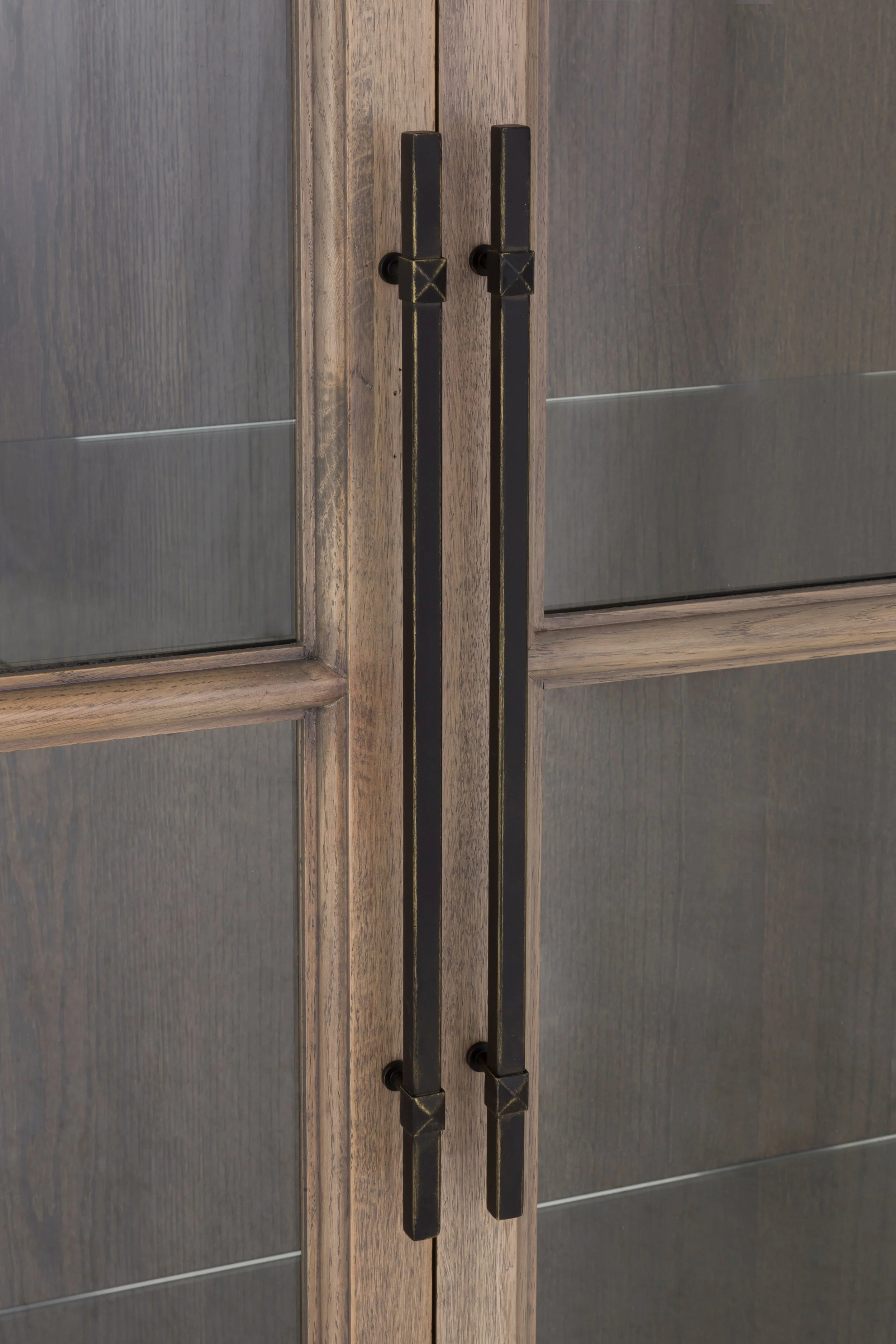 8017-18_handle_2.jpg